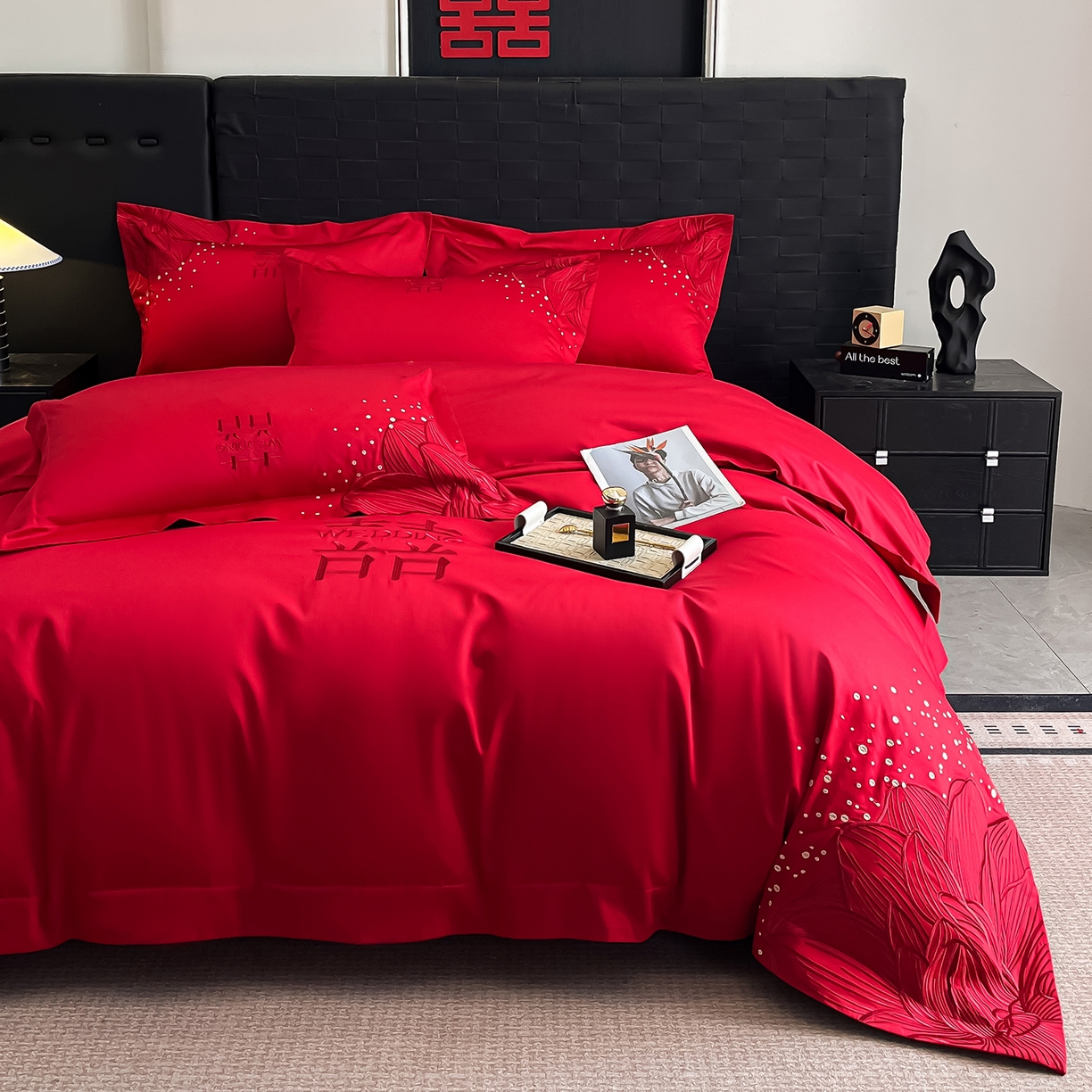 91家纺网 家纺一手货源 找家纺 置顶家纺 2025新款亲肤刺绣婚庆四件套 幸遇你-大红