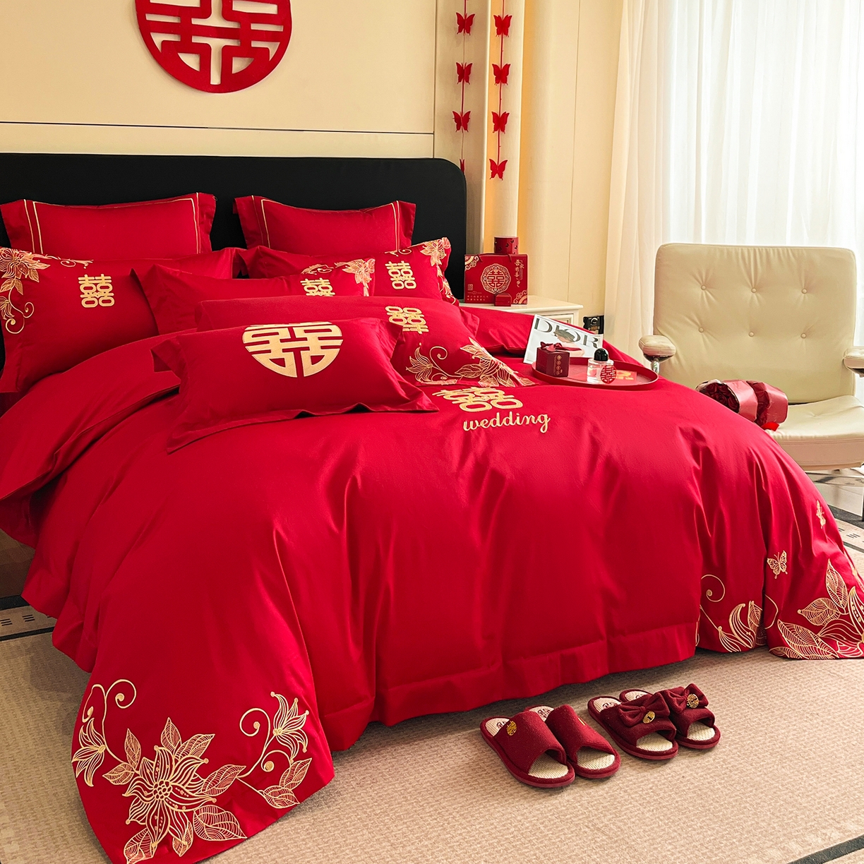 91家纺网 家纺一手货源 找家纺 置顶家纺 2025新款亲肤刺绣婚庆四件套 爱漾-金大红