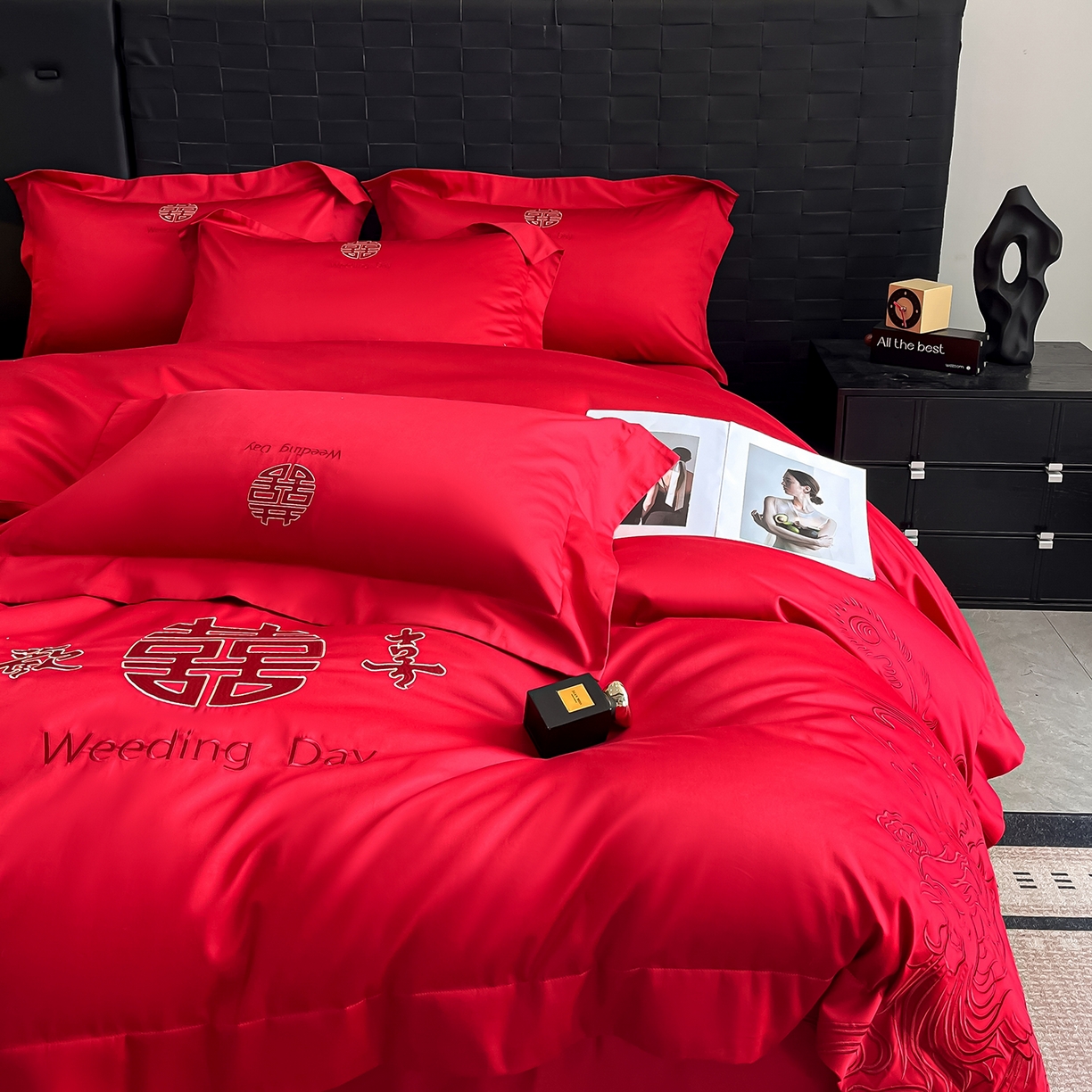 91家纺网 家纺一手货源 找家纺 置顶家纺 2025新款亲肤刺绣婚庆四件套 龙翔凤起-大红