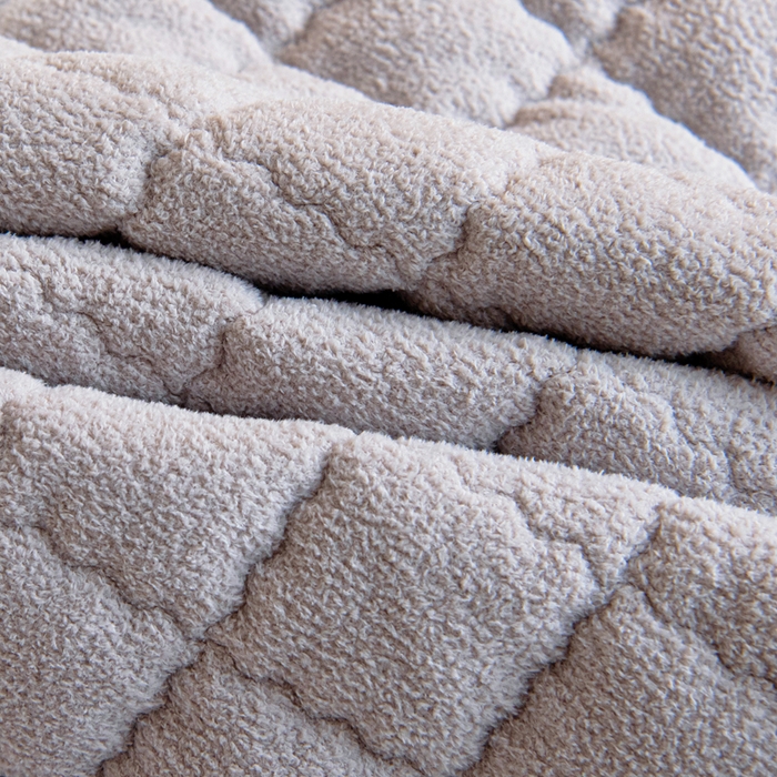 91家纺网 家纺一手货源 找家纺 胜权家纺 2025新款A类艾尼绒手包边夹棉软床垫 艾尼绒灰