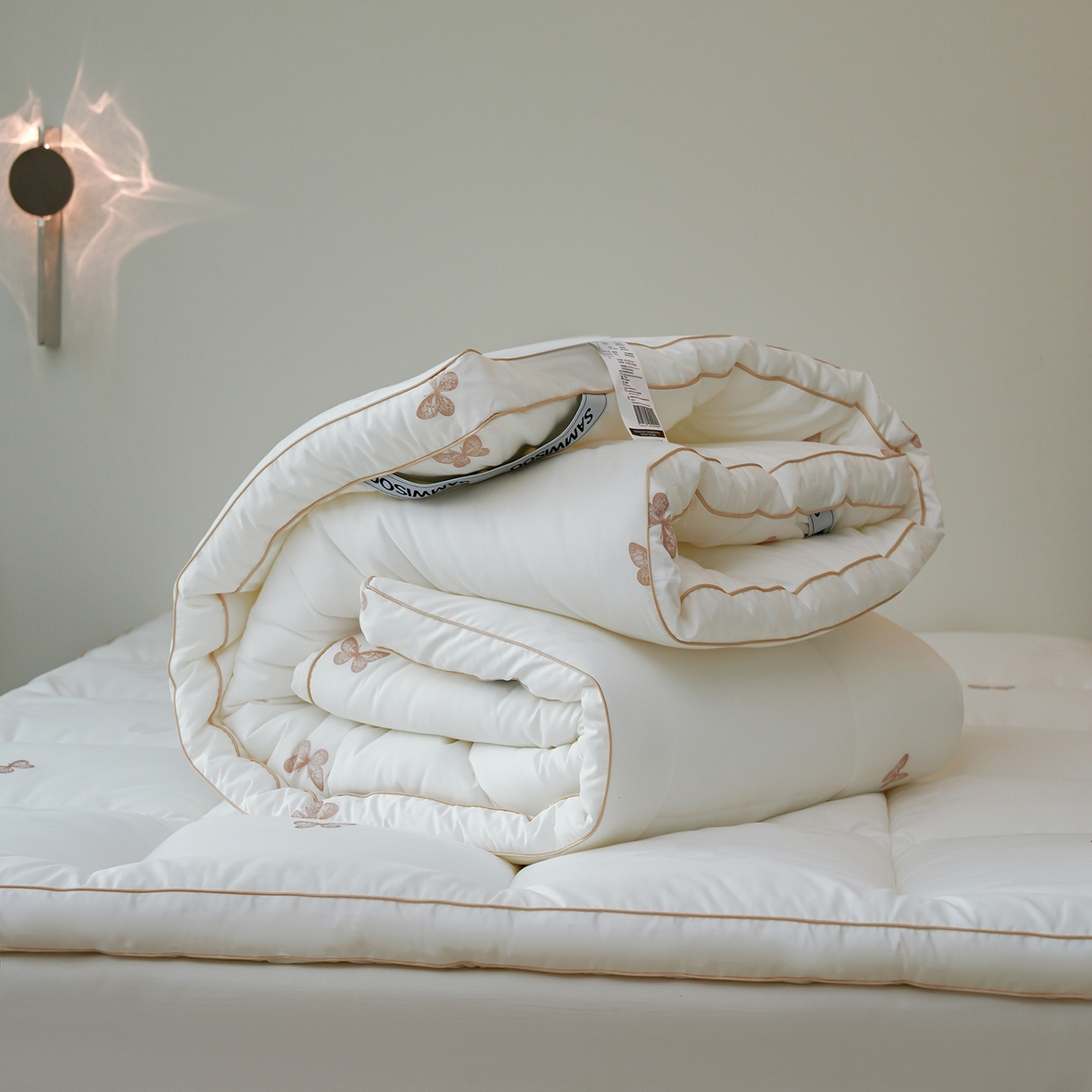 91家纺网 家纺一手货源 找家纺 （总）三味舒屋 2025新款全棉60支剪花立体床褥垫 （全平台控价券后不低于289/309元）