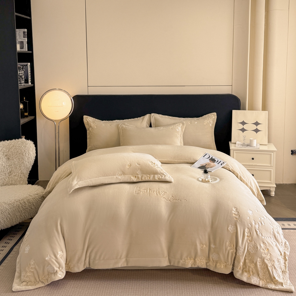 91家纺网 家纺一手货源 找家纺 （总）博纳家纺 2025新款加厚牛奶绒绣花宽边四件套-洛可可(控价劵后228 严格按控价来）