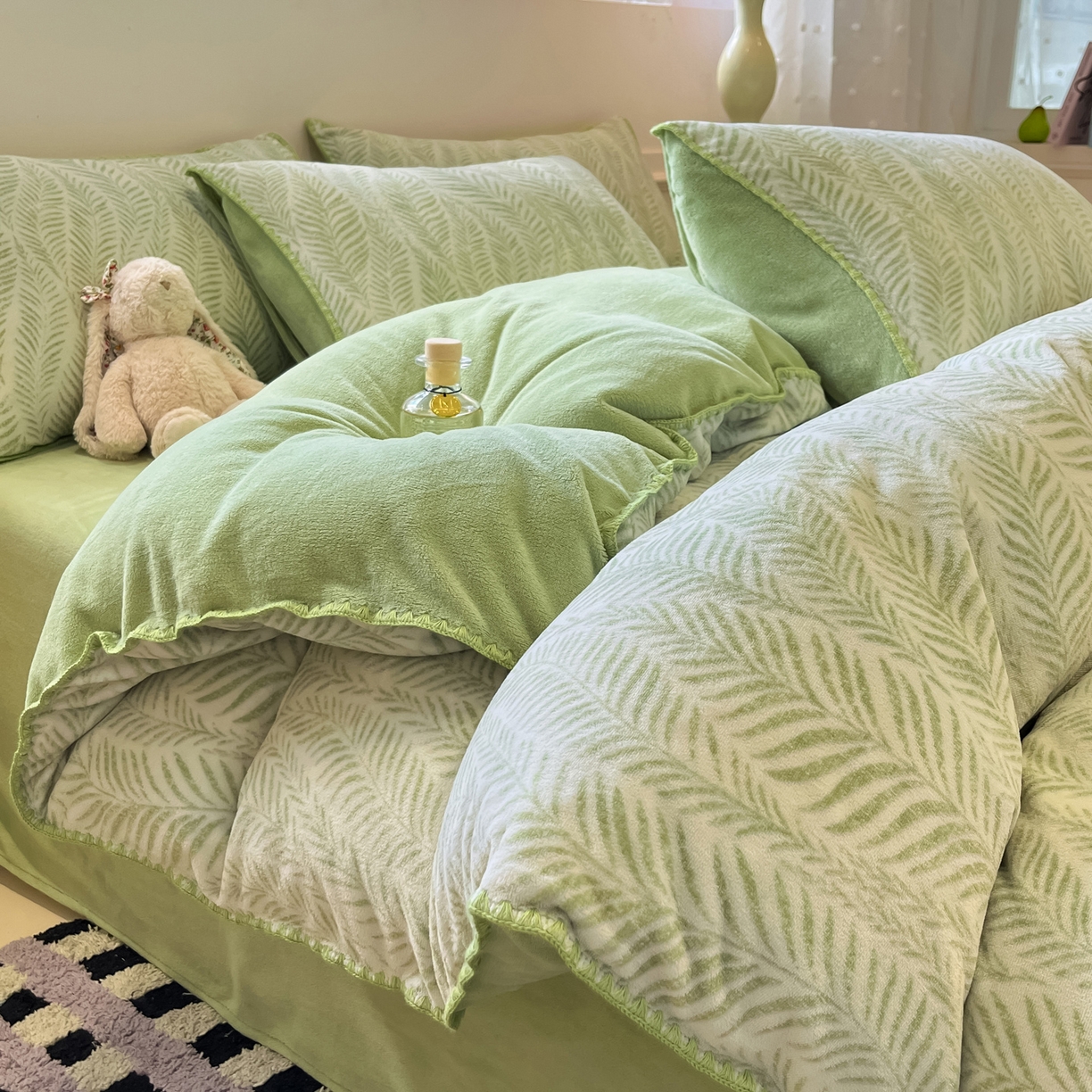 91家纺网 家纺一手货源 找家纺 （总）如一 2025新款A类高克重牛奶绒印花三角针工艺四件套