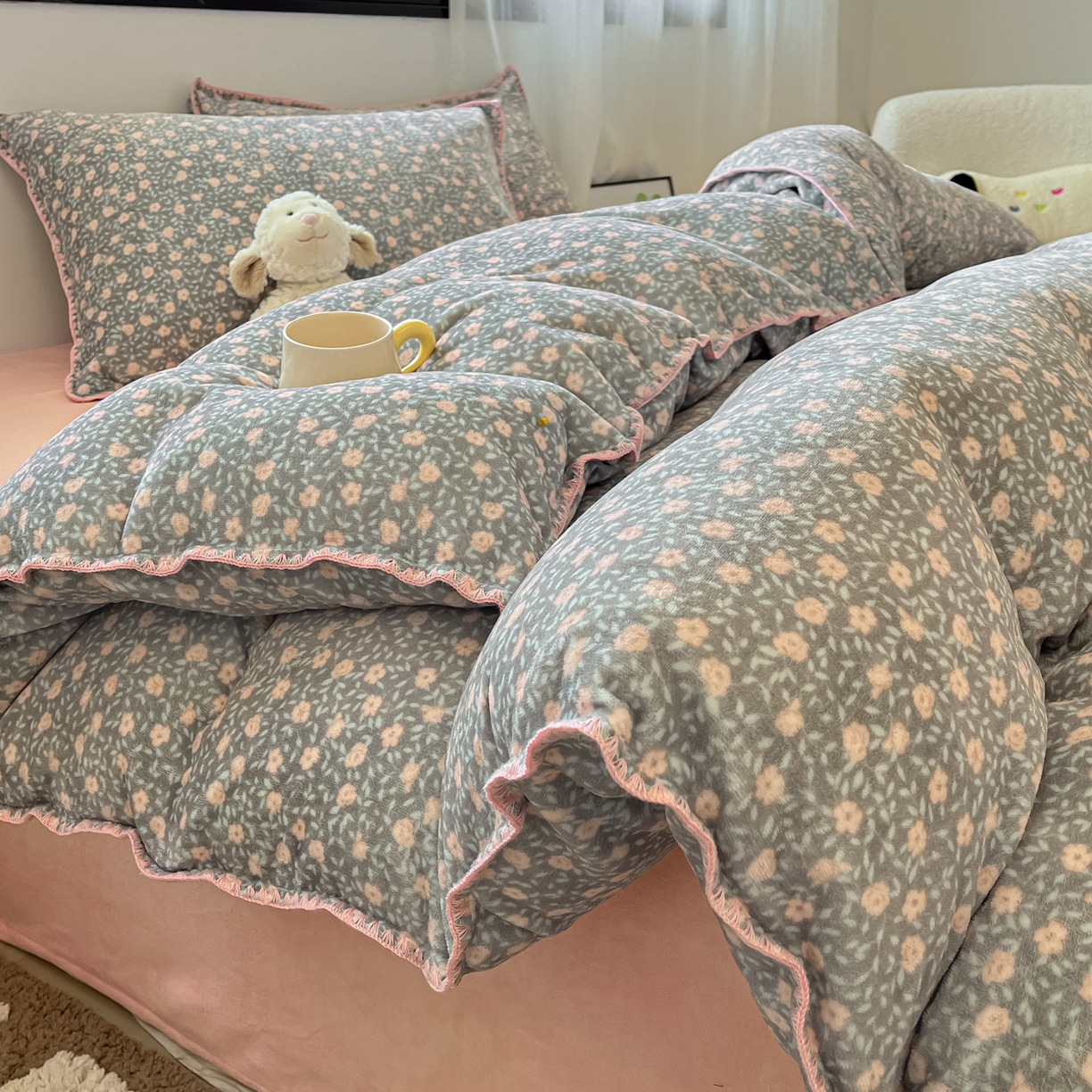 如一 2025新款A类高克重牛奶绒印花三角针工艺四件套 芒种