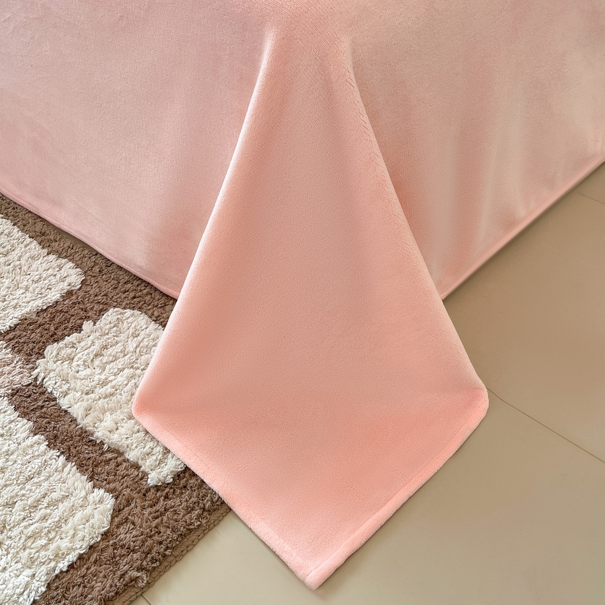 91家纺网 家纺一手货源 找家纺 如一 2025新款A类高克重牛奶绒印花三角针工艺四件套 芒种