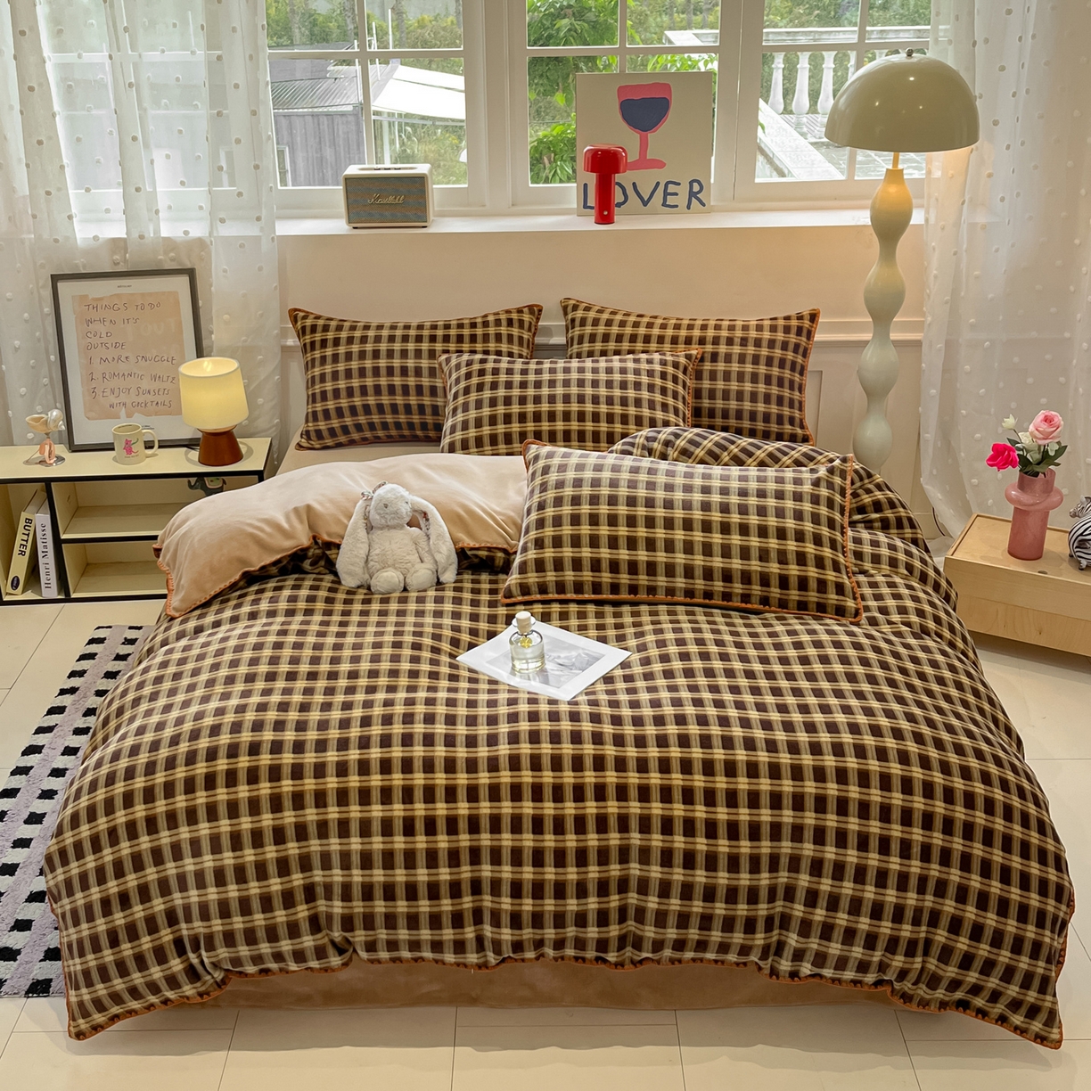 91家纺网 家纺一手货源 找家纺 如一 2025新款A类高克重牛奶绒印花三角针工艺四件套 秋思咖