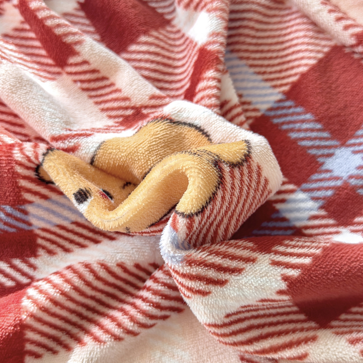 91家纺网 家纺一手货源 找家纺 灿哈家纺 2025新款牛奶绒印花床笠单品床笠床笠单件床笠三件套 可爱猫咪