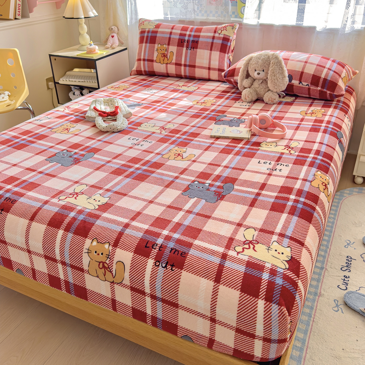 91家纺网 家纺一手货源 找家纺 灿哈家纺 2025新款牛奶绒印花床笠单品床笠床笠单件床笠三件套 可爱猫咪