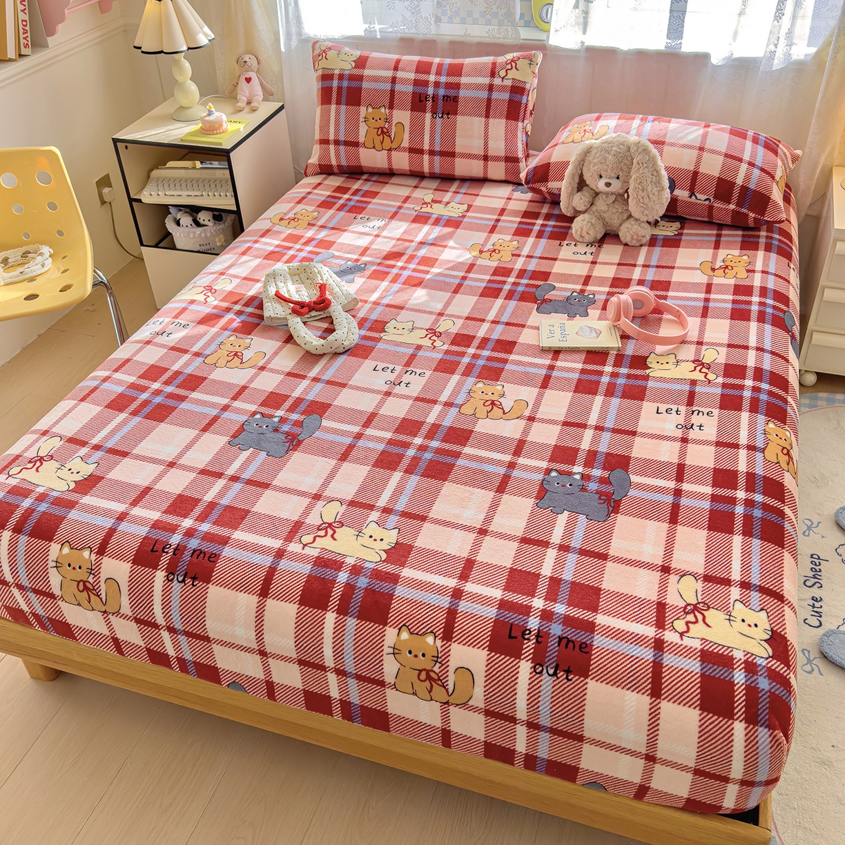 91家纺网 家纺一手货源 找家纺 灿哈家纺 2025新款牛奶绒印花床笠单品床笠床笠单件床笠三件套 可爱猫咪