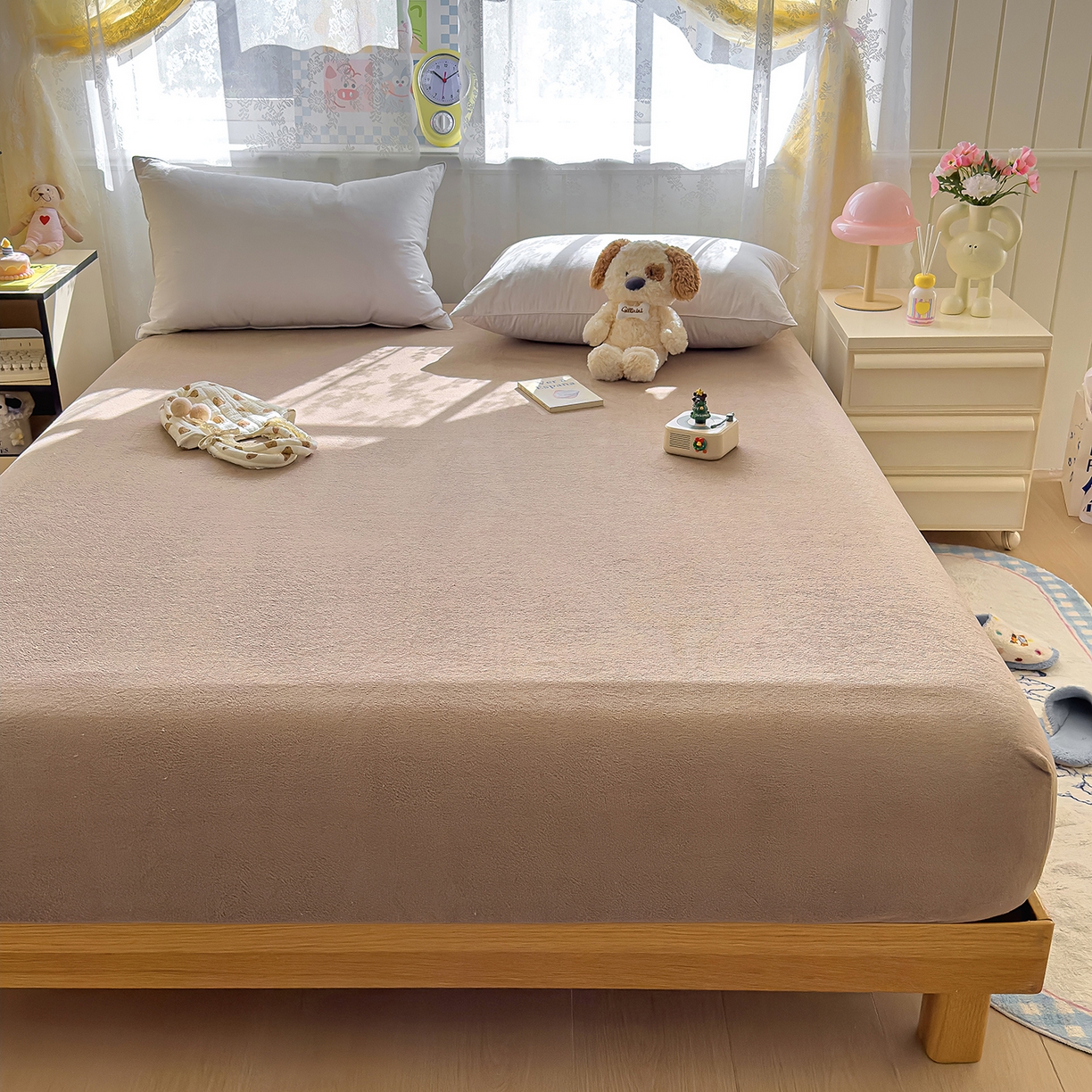 91家纺网 家纺一手货源 找家纺 灿哈家纺 2025新款牛奶绒印花床笠单品床笠床笠单件床笠三件套 咖色