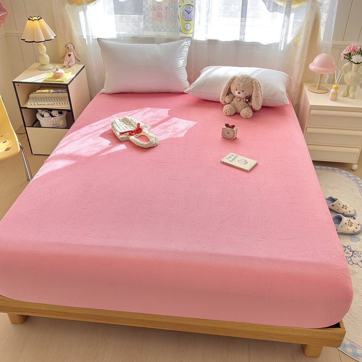 91家纺网 家纺一手货源 找家纺 灿哈家纺 2025新款牛奶绒印花床笠单品床笠床笠单件床笠三件套 深粉