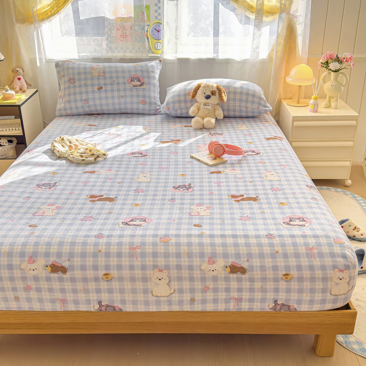 91家纺网 家纺一手货源 找家纺 灿哈家纺 2025新款牛奶绒印花床笠单品床笠床笠单件床笠三件套 格子猫-蓝色