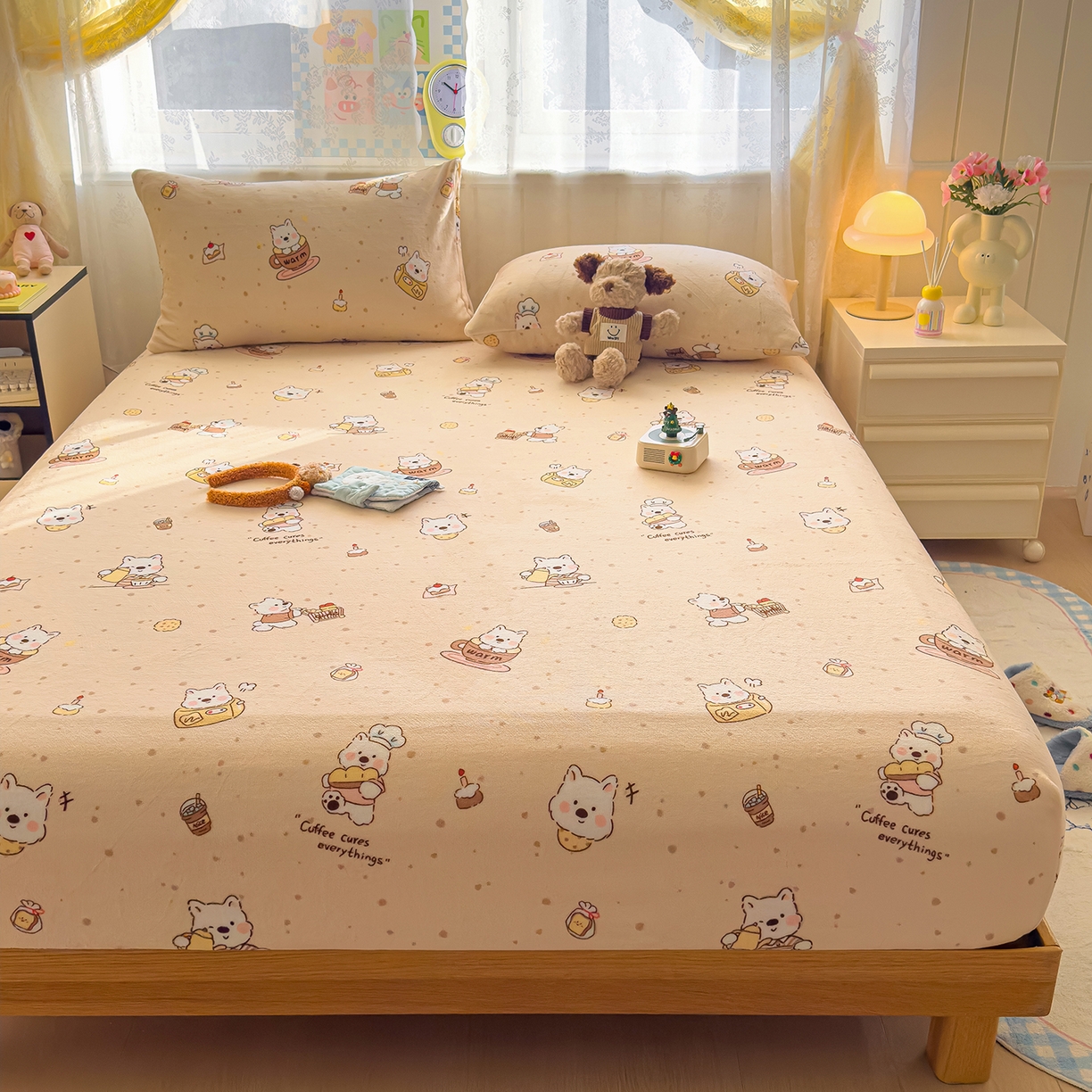 91家纺网 家纺一手货源 找家纺 灿哈家纺 2025新款牛奶绒印花床笠单品床笠床笠单件床笠三件套 咖啡熊