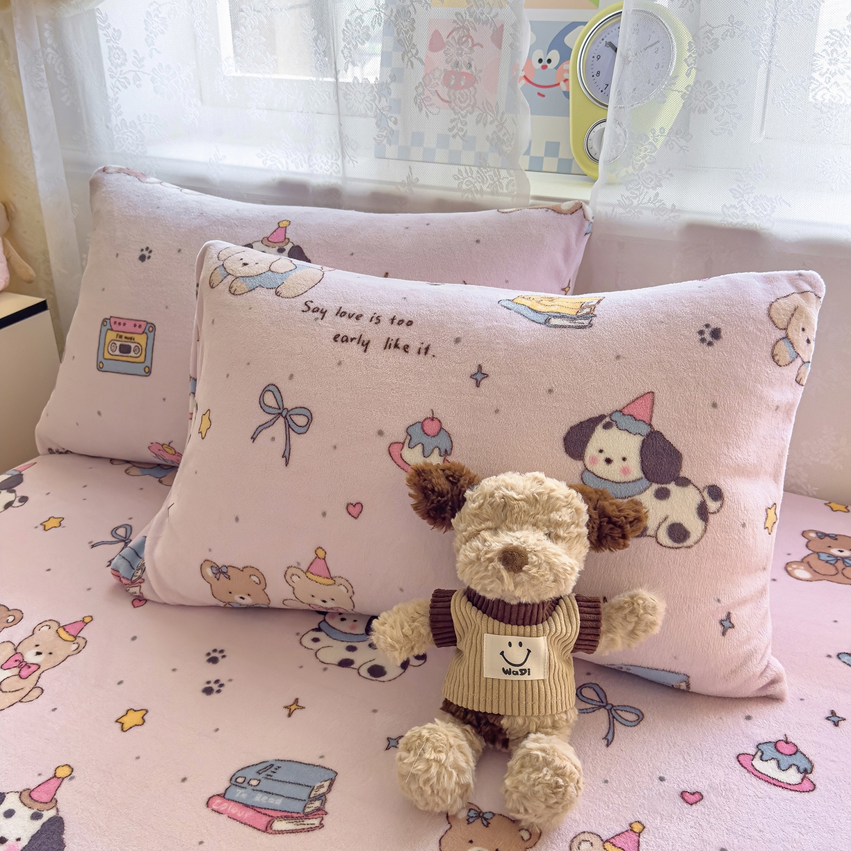 91家纺网 家纺一手货源 找家纺 灿哈家纺 2025新款牛奶绒印花床笠单品床笠床笠单件床笠三件套 斑点小狗