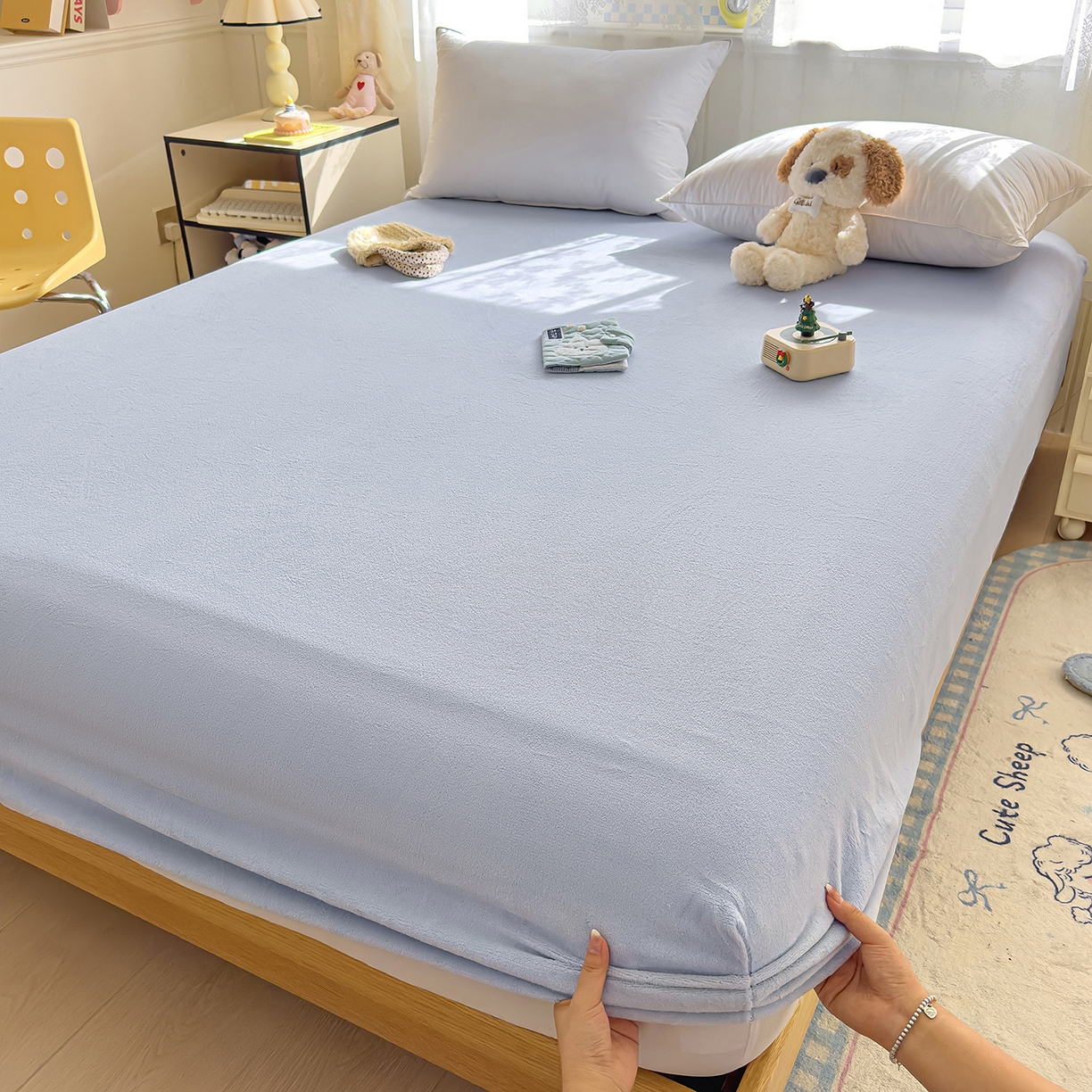 91家纺网 家纺一手货源 找家纺 灿哈家纺 2025新款牛奶绒印花床笠单品床笠床笠单件床笠三件套 海水蓝