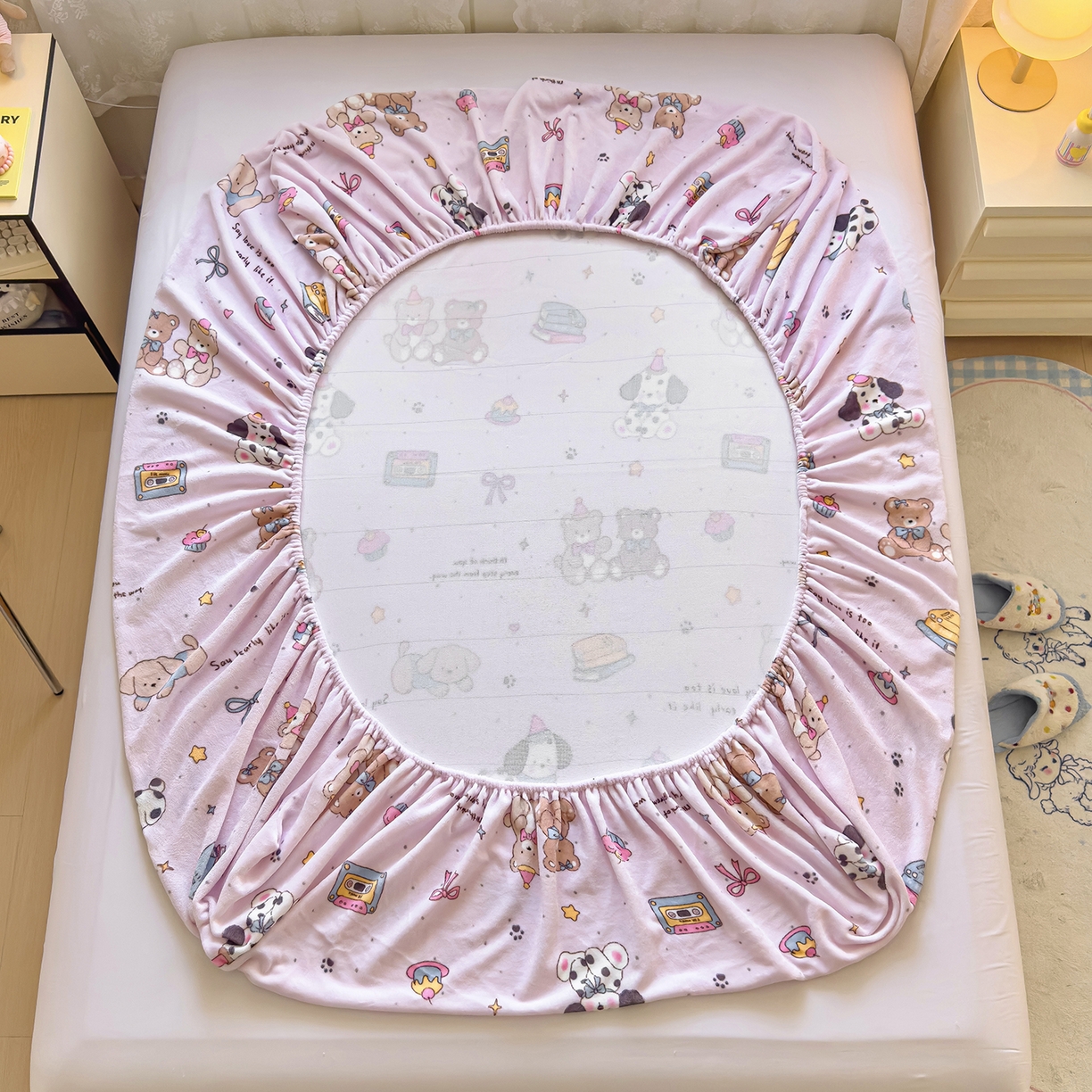 91家纺网 家纺一手货源 找家纺 灿哈家纺 2025新款牛奶绒印花床笠单品床笠床笠单件床笠三件套 斑点小狗