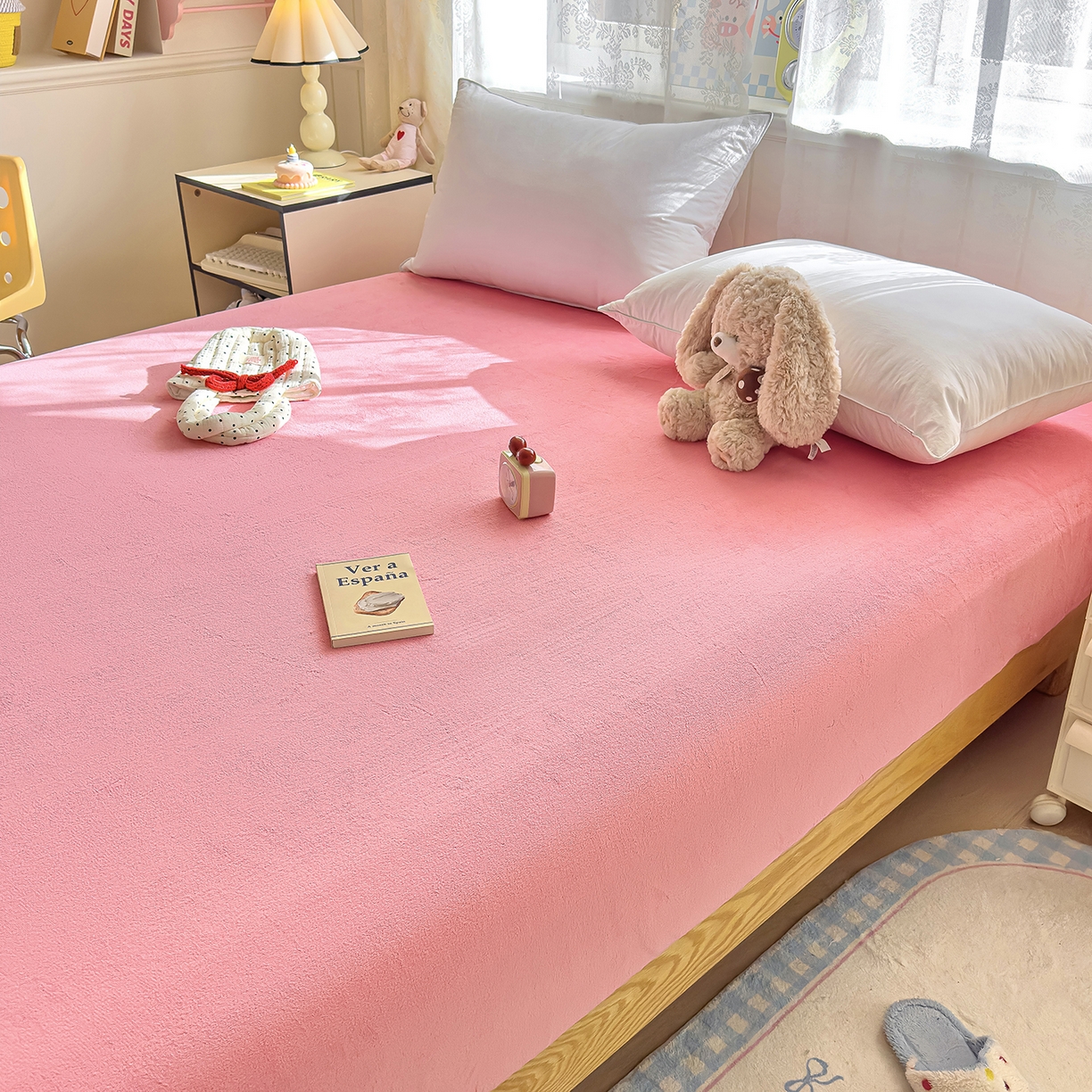 91家纺网 家纺一手货源 找家纺 灿哈家纺 2025新款牛奶绒印花床笠单品床笠床笠单件床笠三件套 深粉