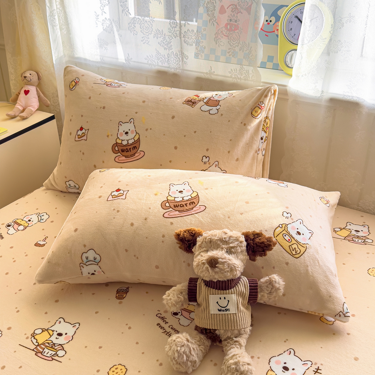 91家纺网 家纺一手货源 找家纺 灿哈家纺 2025新款牛奶绒印花床笠单品床笠床笠单件床笠三件套 咖啡熊