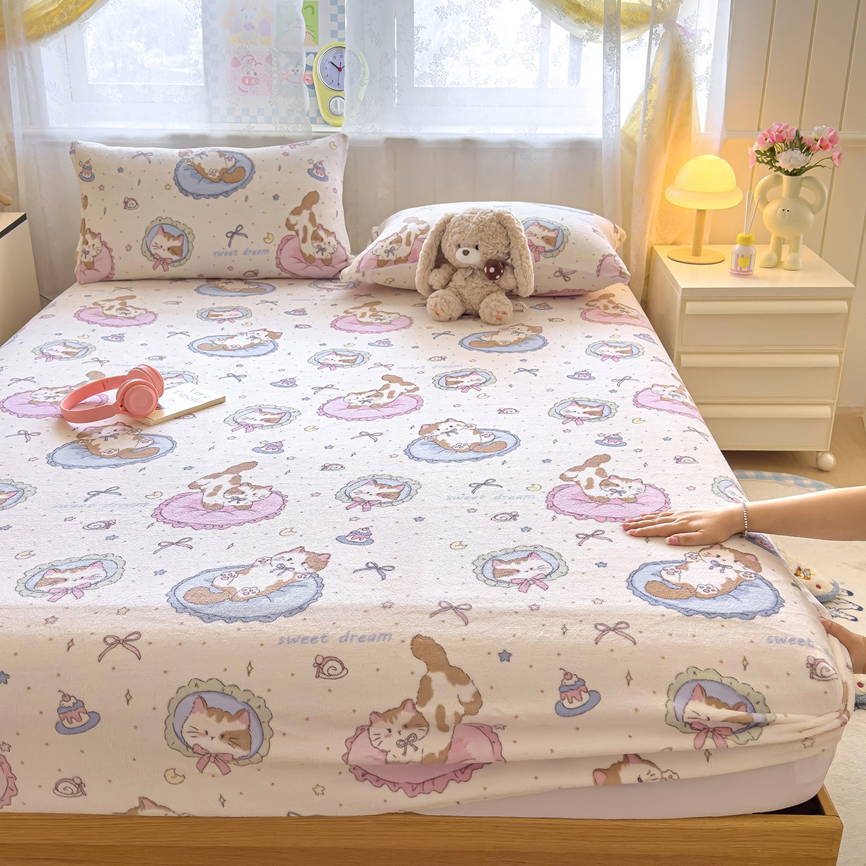 91家纺网 家纺一手货源 找家纺 灿哈家纺 2025新款牛奶绒印花床笠单品床笠床笠单件床笠三件套 哈基米