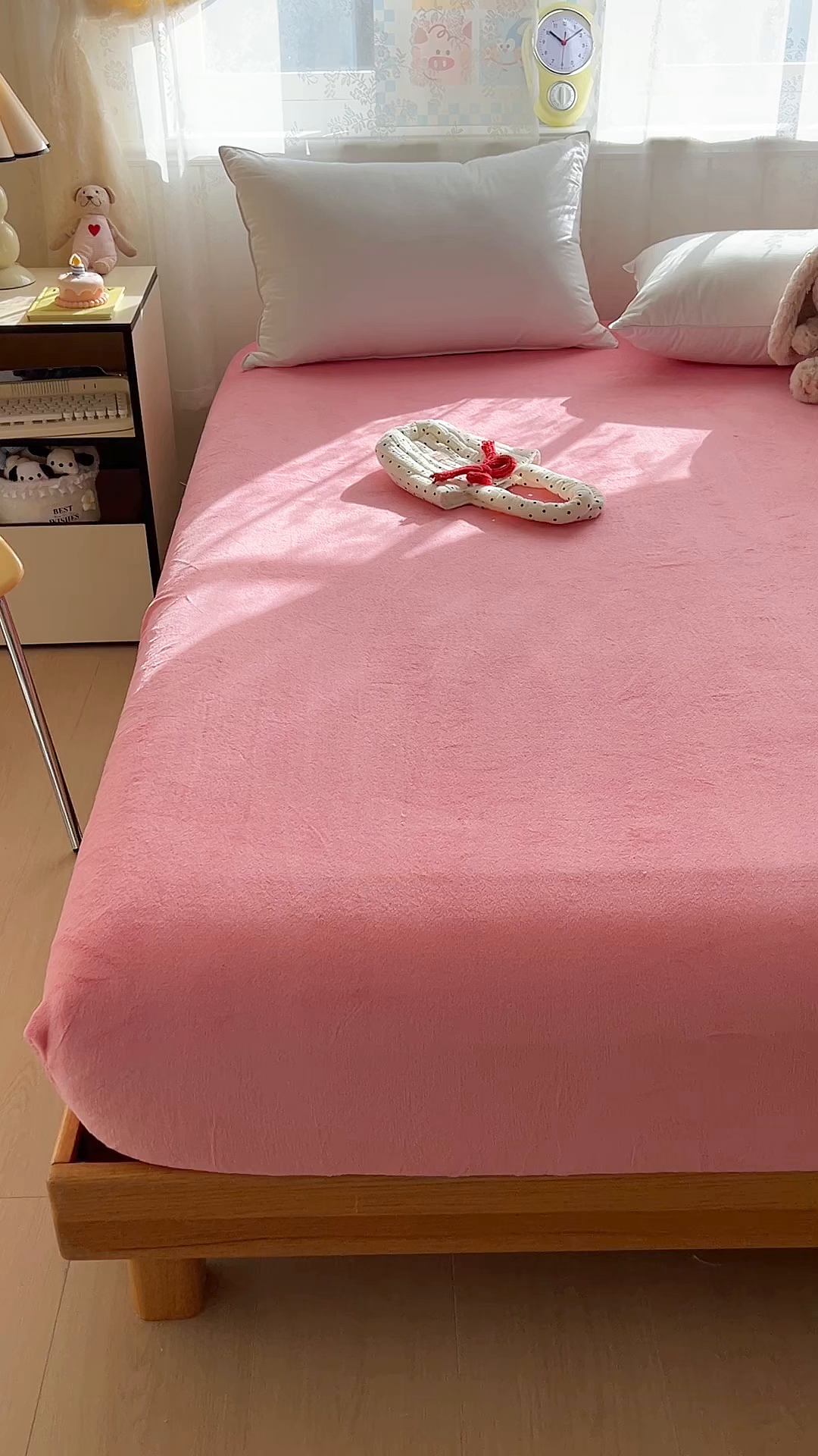 91家纺网 家纺一手货源 找家纺 灿哈家纺 2025新款牛奶绒印花床笠单品床笠床笠单件床笠三件套 深粉