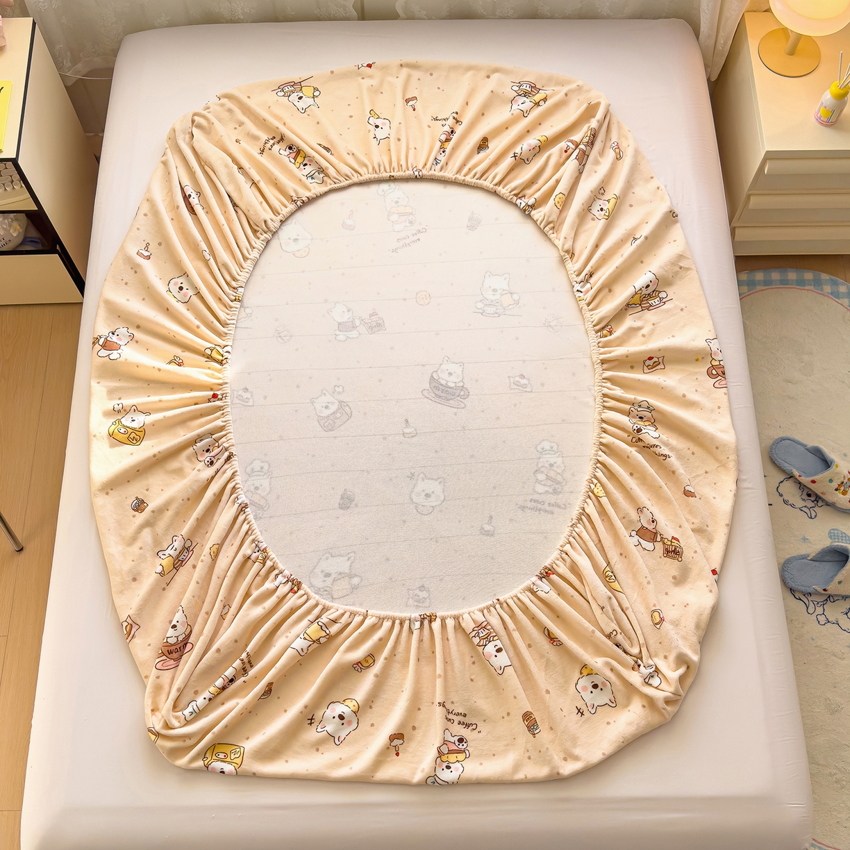 91家纺网 家纺一手货源 找家纺 灿哈家纺 2025新款牛奶绒印花床笠单品床笠床笠单件床笠三件套 咖啡熊