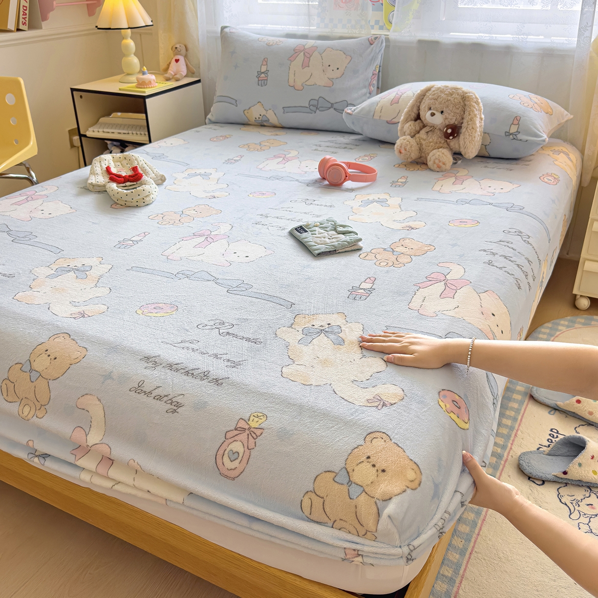 91家纺网 家纺一手货源 找家纺 灿哈家纺 2025新款牛奶绒印花床笠单品床笠床笠单件床笠三件套 后花园