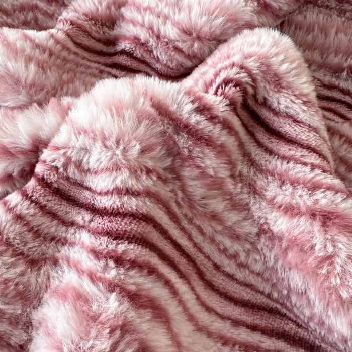 91家纺网 家纺一手货源 找家纺 丹本家纺 2025新款加厚大兔毛牛奶绒多功能盖毯毛毯毯子 波浪-玫红