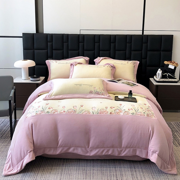 91家纺网 家纺一手货源 找家纺 （总）家居1号家纺 2025新款230克A类全消光牛奶绒四件套-花海