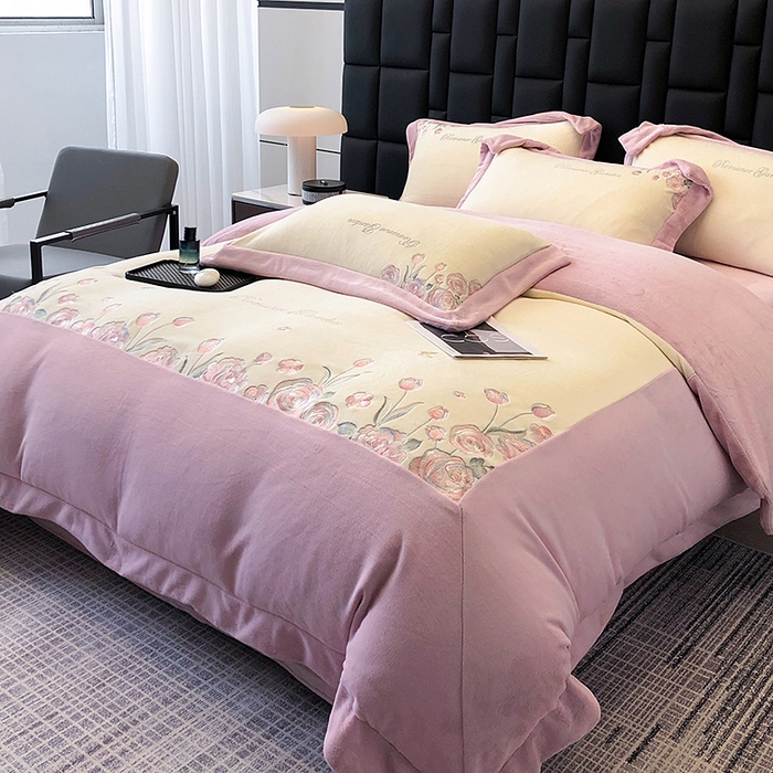 91家纺网 家纺一手货源 找家纺 （总）家居1号家纺 2025新款230克A类全消光牛奶绒四件套-花海