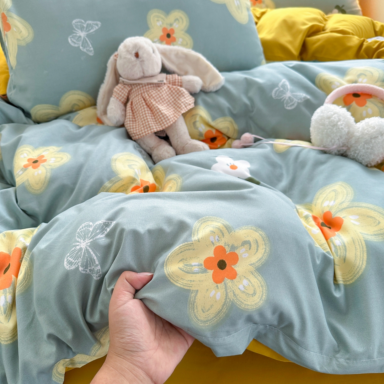 91家纺网 家纺一手货源 找家纺 曼璐家纺 2025新款碎花双拼水洗棉四件套学生宿舍三件套单双人被套和床笠款-床单床笠套件 闭月羞花