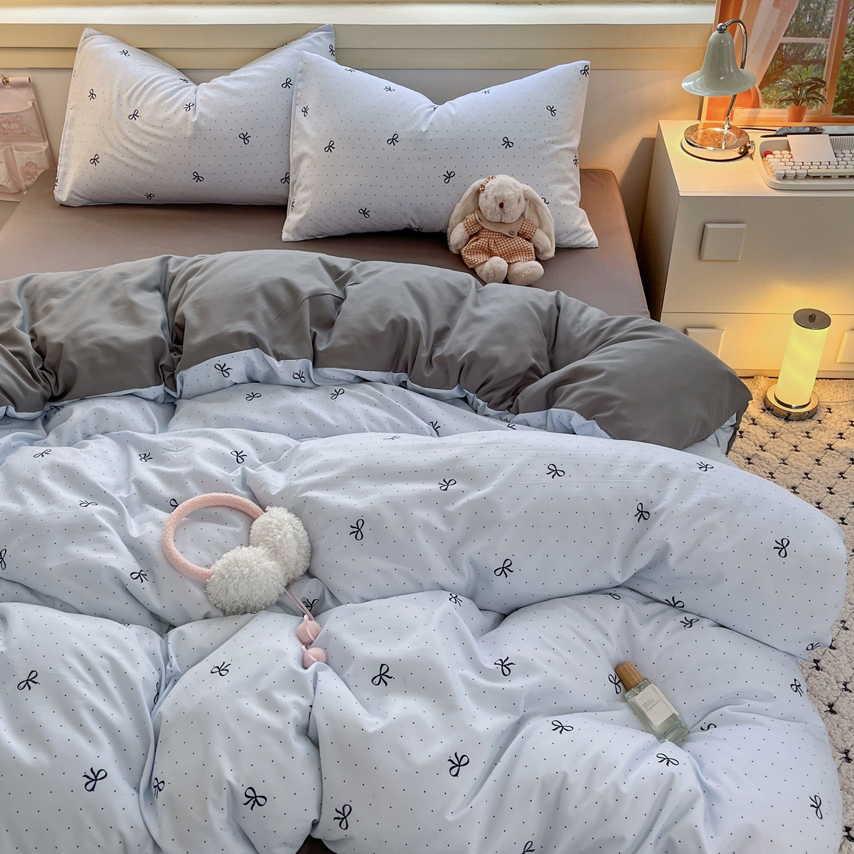 91家纺网 家纺一手货源 找家纺 曼璐家纺 2025新款碎花双拼水洗棉四件套学生宿舍三件套单双人被套和床笠款-床单床笠套件 可颂-兰