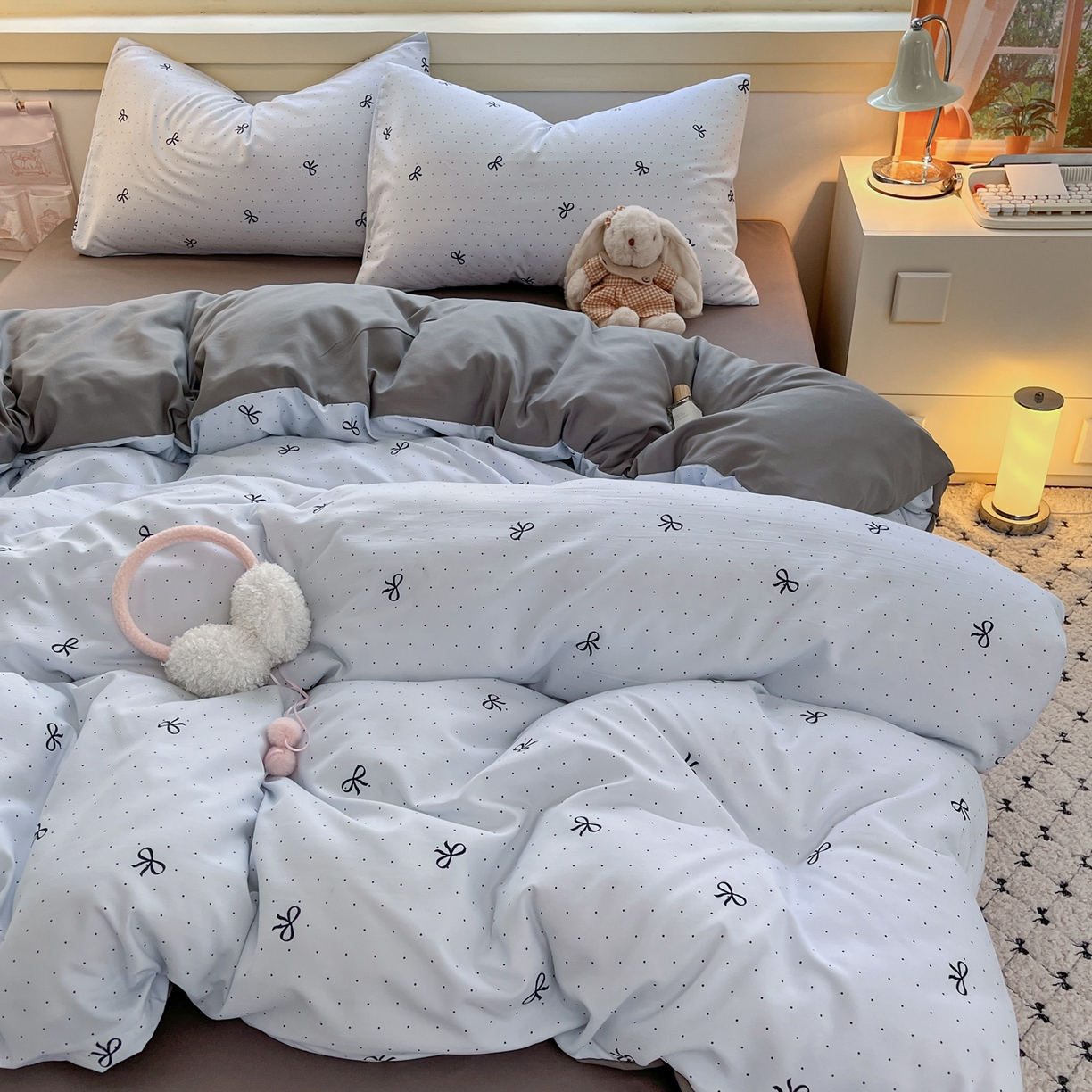 91家纺网 家纺一手货源 找家纺 曼璐家纺 2025新款碎花双拼水洗棉四件套学生宿舍三件套单双人被套和床笠款-床单床笠套件 可颂-兰