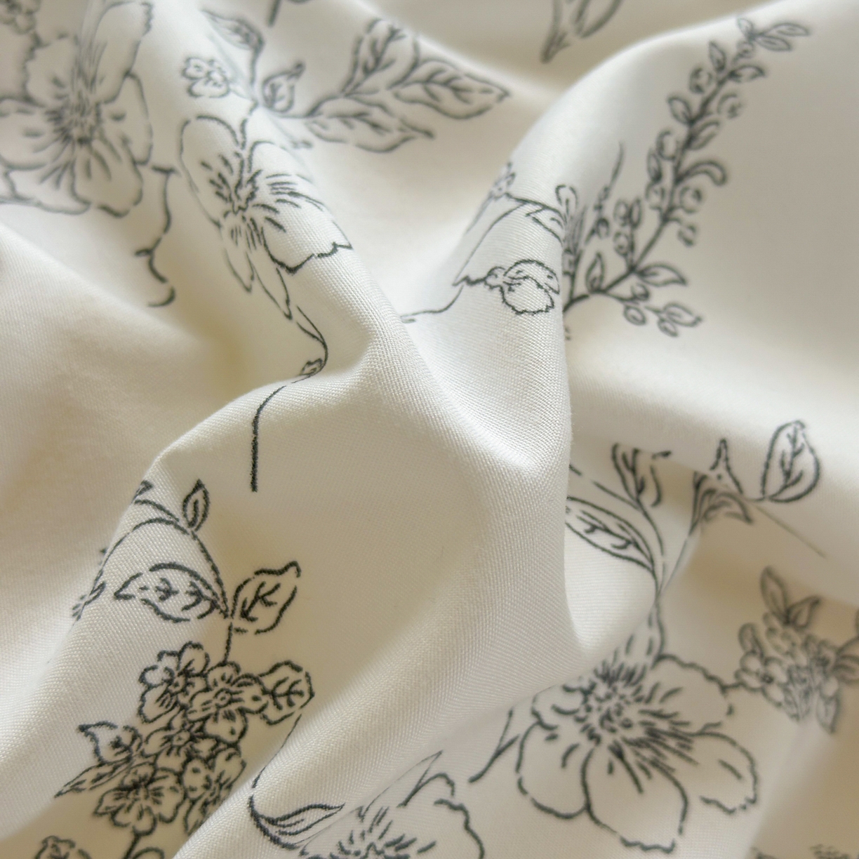 91家纺网 家纺一手货源 找家纺 曼璐家纺 2025新款碎花双拼水洗棉四件套学生宿舍三件套单双人被套和床笠款-床单床笠套件 莫奈