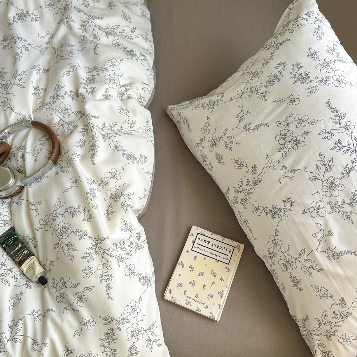 91家纺网 家纺一手货源 找家纺 曼璐家纺 2025新款碎花双拼水洗棉四件套学生宿舍三件套单双人被套和床笠款-床单床笠套件 莫奈