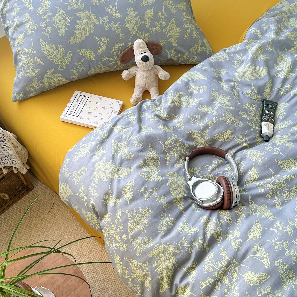 91家纺网 家纺一手货源 找家纺 曼璐家纺 2025新款碎花双拼水洗棉四件套学生宿舍三件套单双人被套和床笠款-床单床笠套件 深情-绿