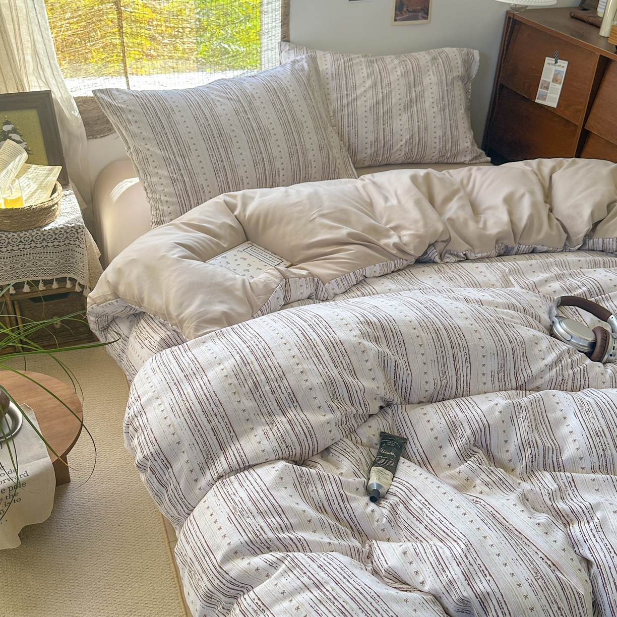 91家纺网 家纺一手货源 找家纺 曼璐家纺 2025新款碎花双拼水洗棉四件套学生宿舍三件套单双人被套和床笠款-床单床笠套件 馨怡