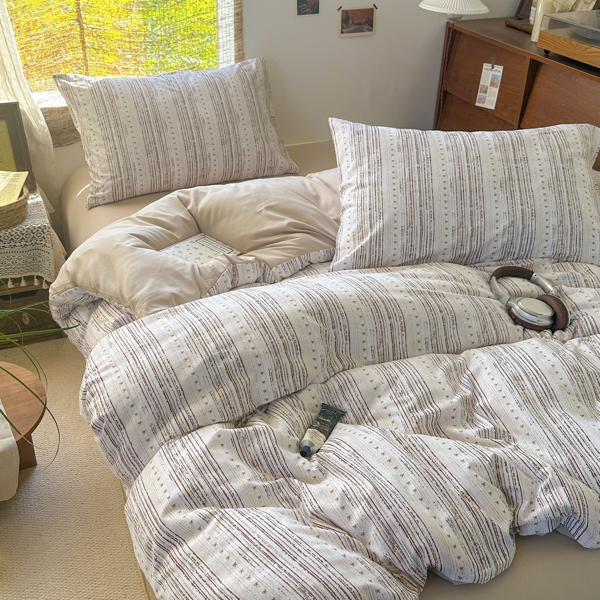 91家纺网 家纺一手货源 找家纺 曼璐家纺 2025新款碎花双拼水洗棉四件套学生宿舍三件套单双人被套和床笠款-床单床笠套件 馨怡