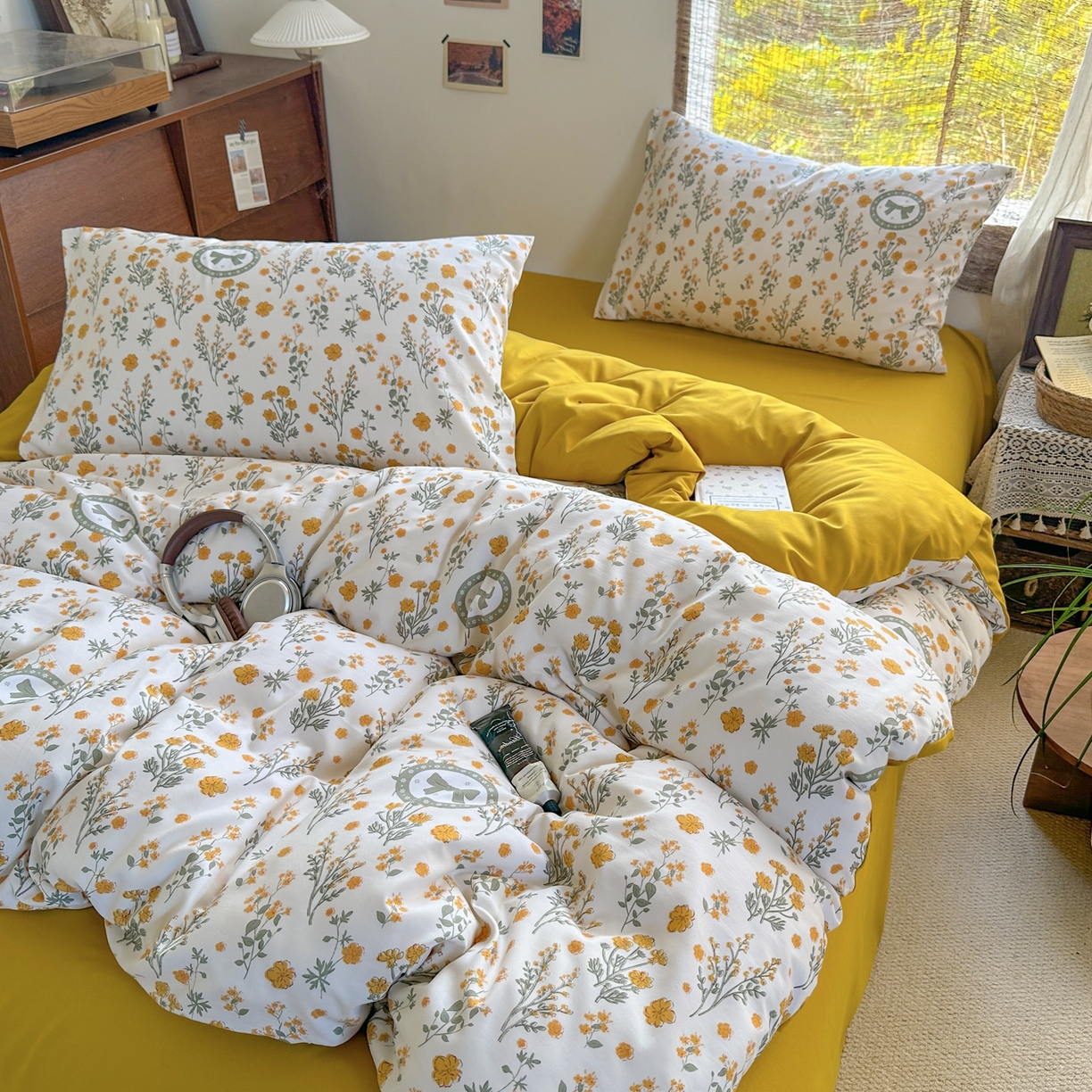 91家纺网 家纺一手货源 找家纺 曼璐家纺 2025新款碎花双拼水洗棉四件套学生宿舍三件套单双人被套和床笠款-床单床笠套件 假日-橘