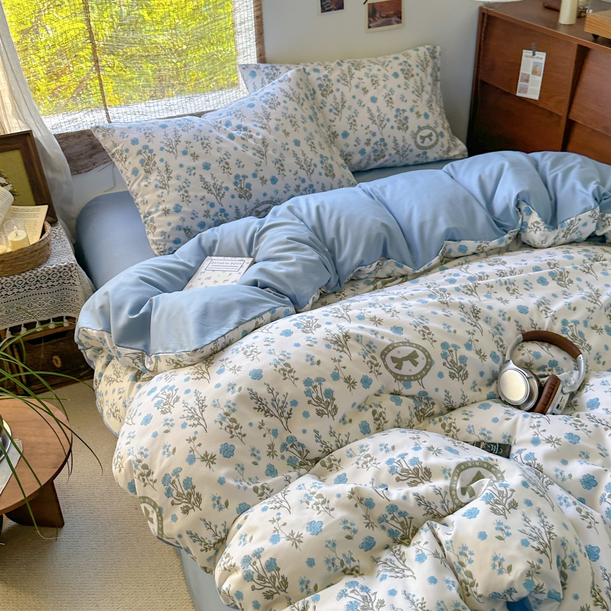 91家纺网 家纺一手货源 找家纺 曼璐家纺 2025新款碎花双拼水洗棉四件套学生宿舍三件套单双人被套和床笠款-床单床笠套件 假日-蓝