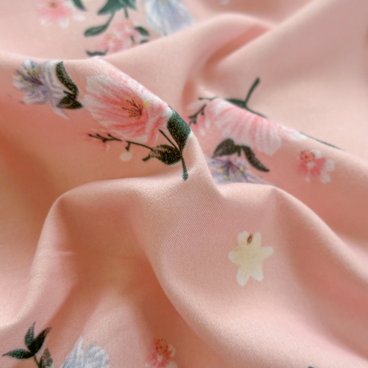 91家纺网 家纺一手货源 找家纺 曼璐家纺 2025新款碎花双拼水洗棉四件套学生宿舍三件套单双人被套和床笠款-床单床笠套件 静香-粉