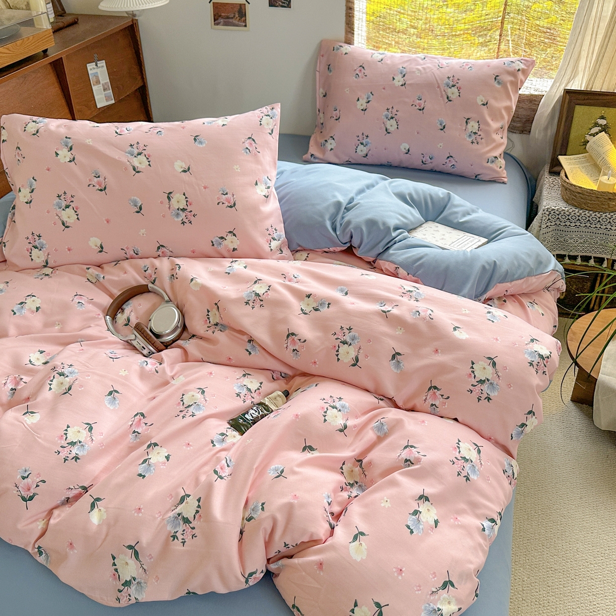 91家纺网 家纺一手货源 找家纺 曼璐家纺 2025新款碎花双拼水洗棉四件套学生宿舍三件套单双人被套和床笠款-床单床笠套件 静香-粉