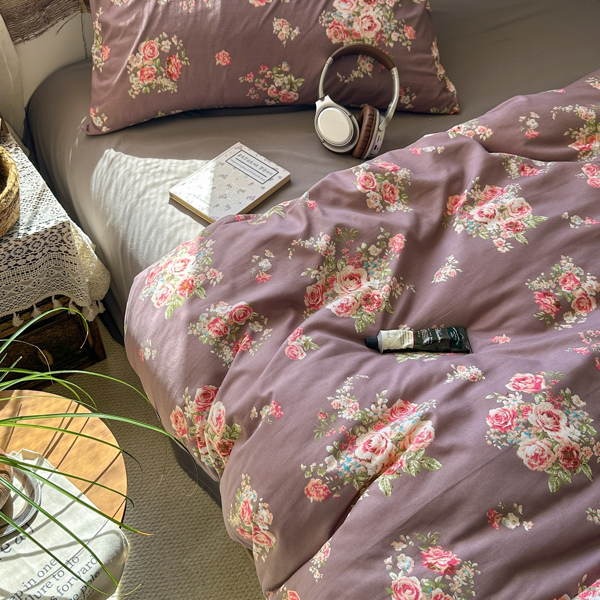 91家纺网 家纺一手货源 找家纺 曼璐家纺 2025新款碎花双拼水洗棉四件套学生宿舍三件套单双人被套和床笠款-床单床笠套件 莱茵湖