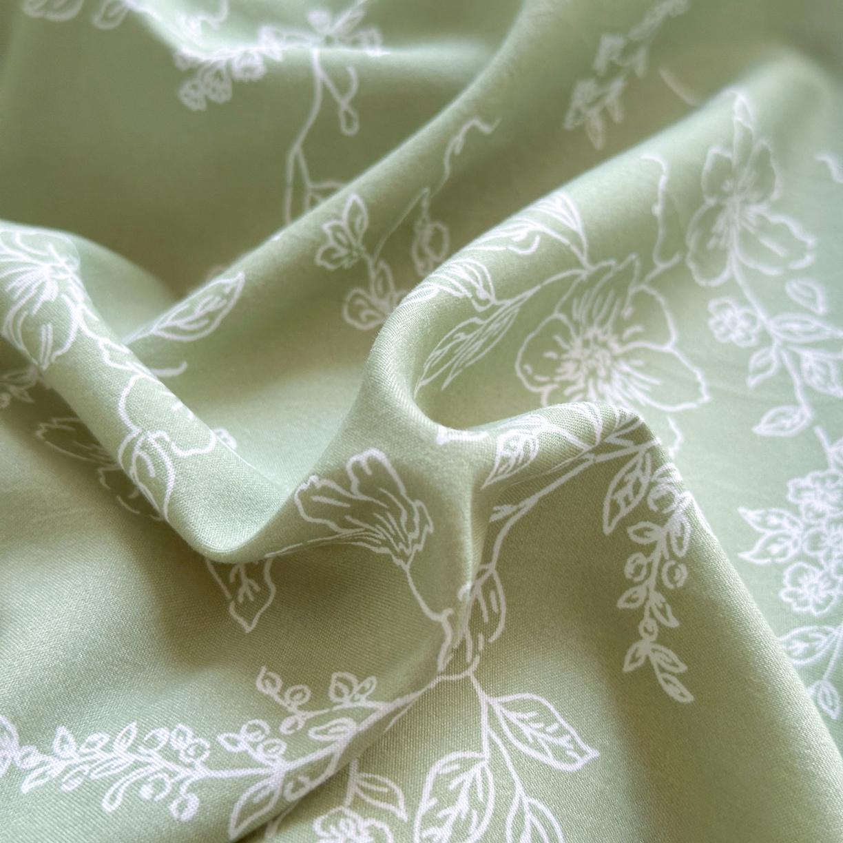 91家纺网 家纺一手货源 找家纺 曼璐家纺 2025新款碎花双拼水洗棉四件套学生宿舍三件套单双人被套和床笠款-床单床笠套件 缦花