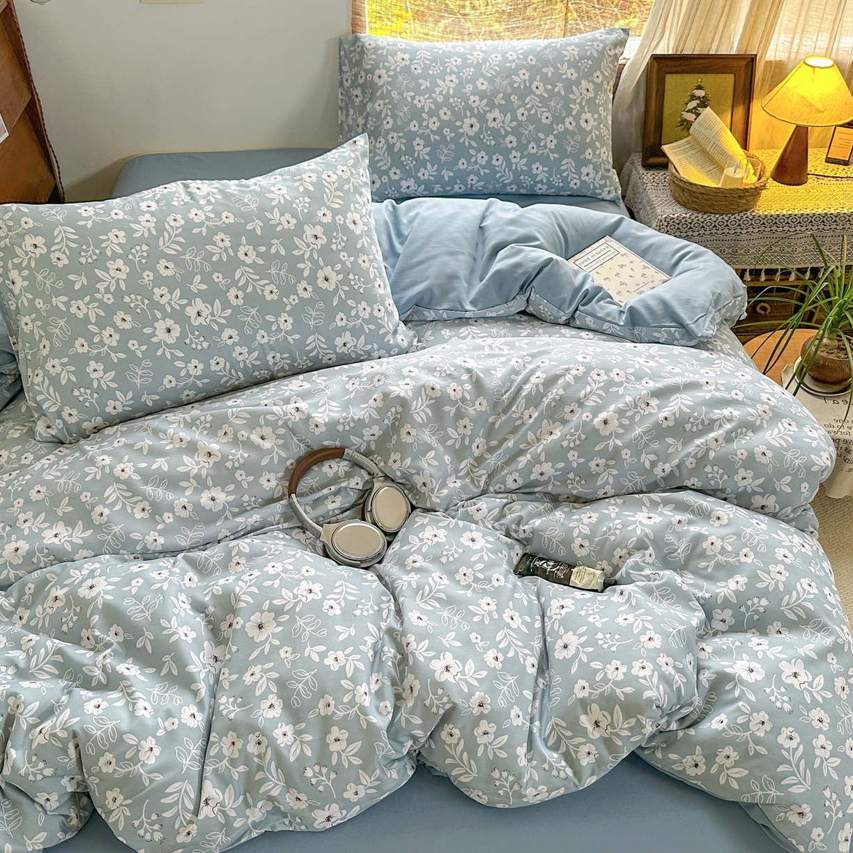 91家纺网 家纺一手货源 找家纺 曼璐家纺 2025新款碎花双拼水洗棉四件套学生宿舍三件套单双人被套和床笠款-床单床笠套件 木槿