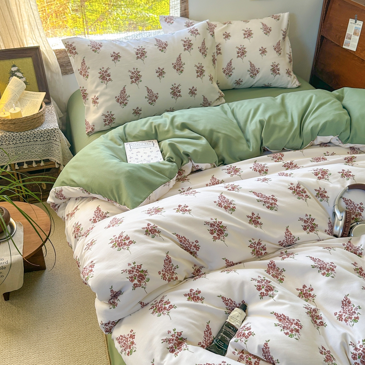 91家纺网 家纺一手货源 找家纺 曼璐家纺 2025新款碎花双拼水洗棉四件套学生宿舍三件套单双人被套和床笠款-床单床笠套件 南枝