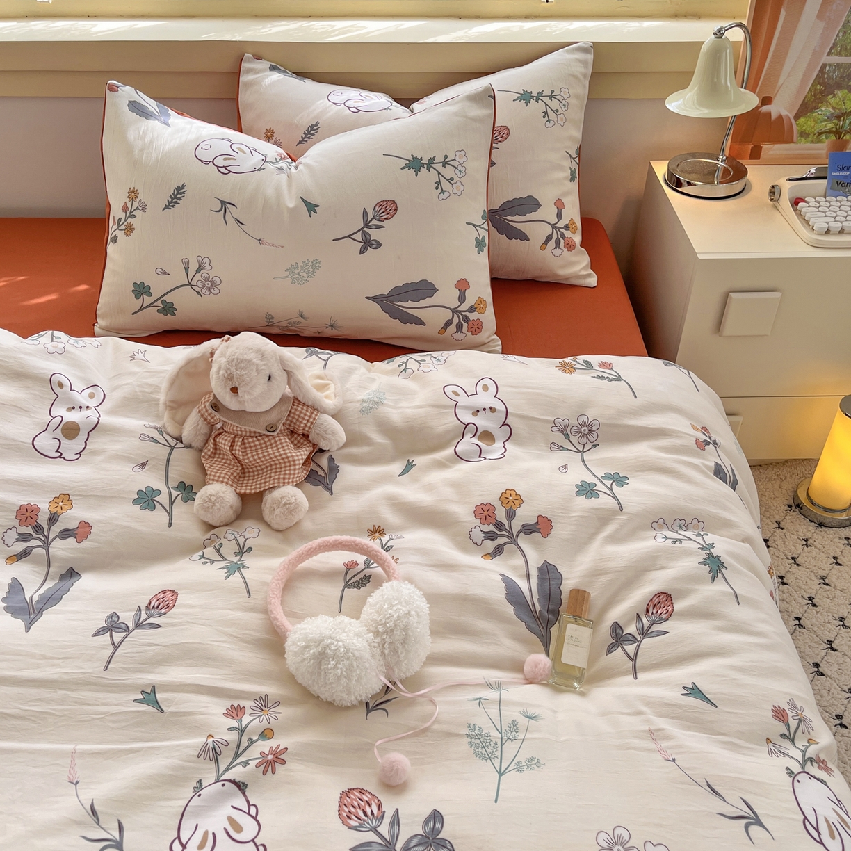 91家纺网 家纺一手货源 找家纺 曼璐家纺 2025新款碎花双拼水洗棉四件套学生宿舍三件套单双人被套和床笠款-床单床笠套件 千姿百态