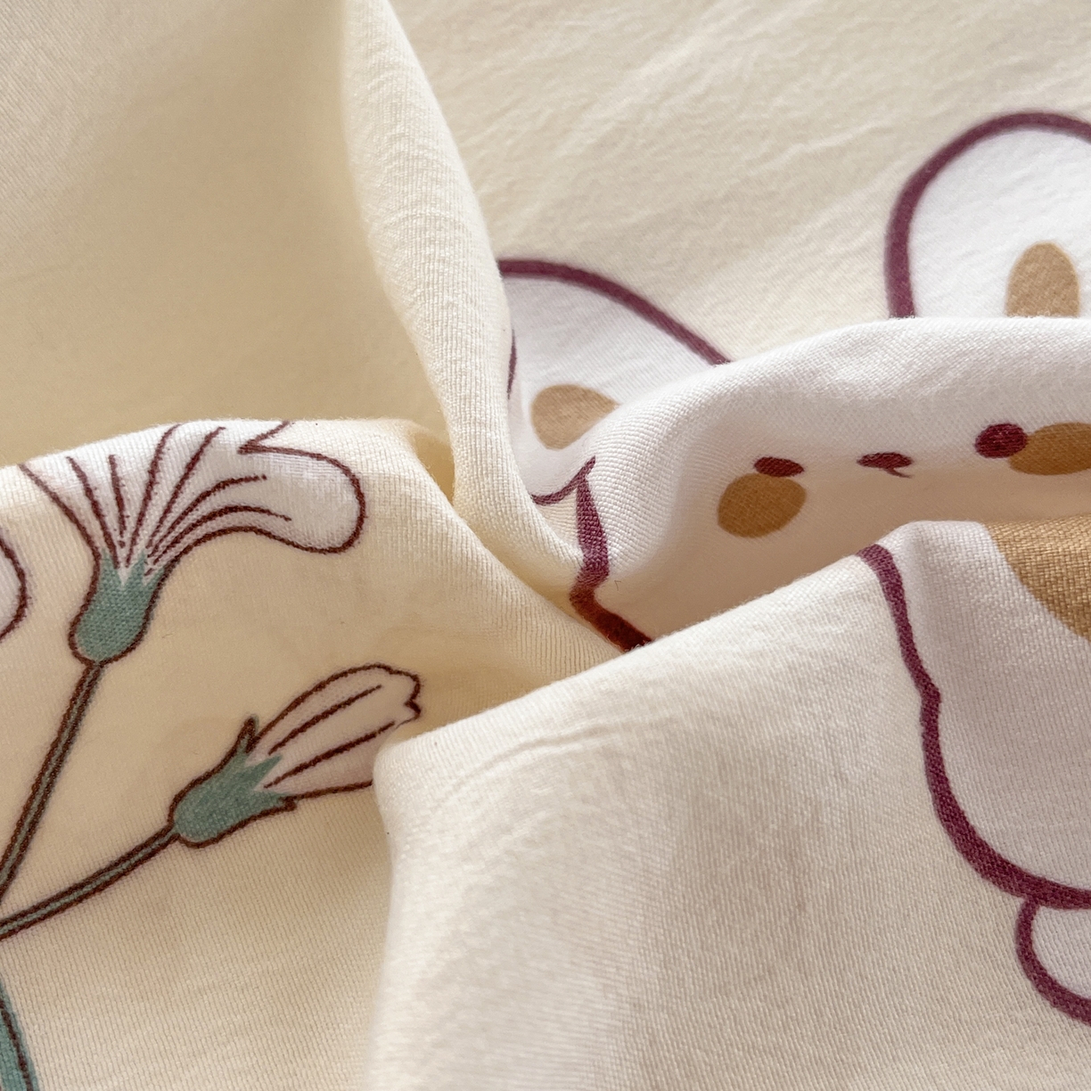 91家纺网 家纺一手货源 找家纺 曼璐家纺 2025新款碎花双拼水洗棉四件套学生宿舍三件套单双人被套和床笠款-床单床笠套件 千姿百态