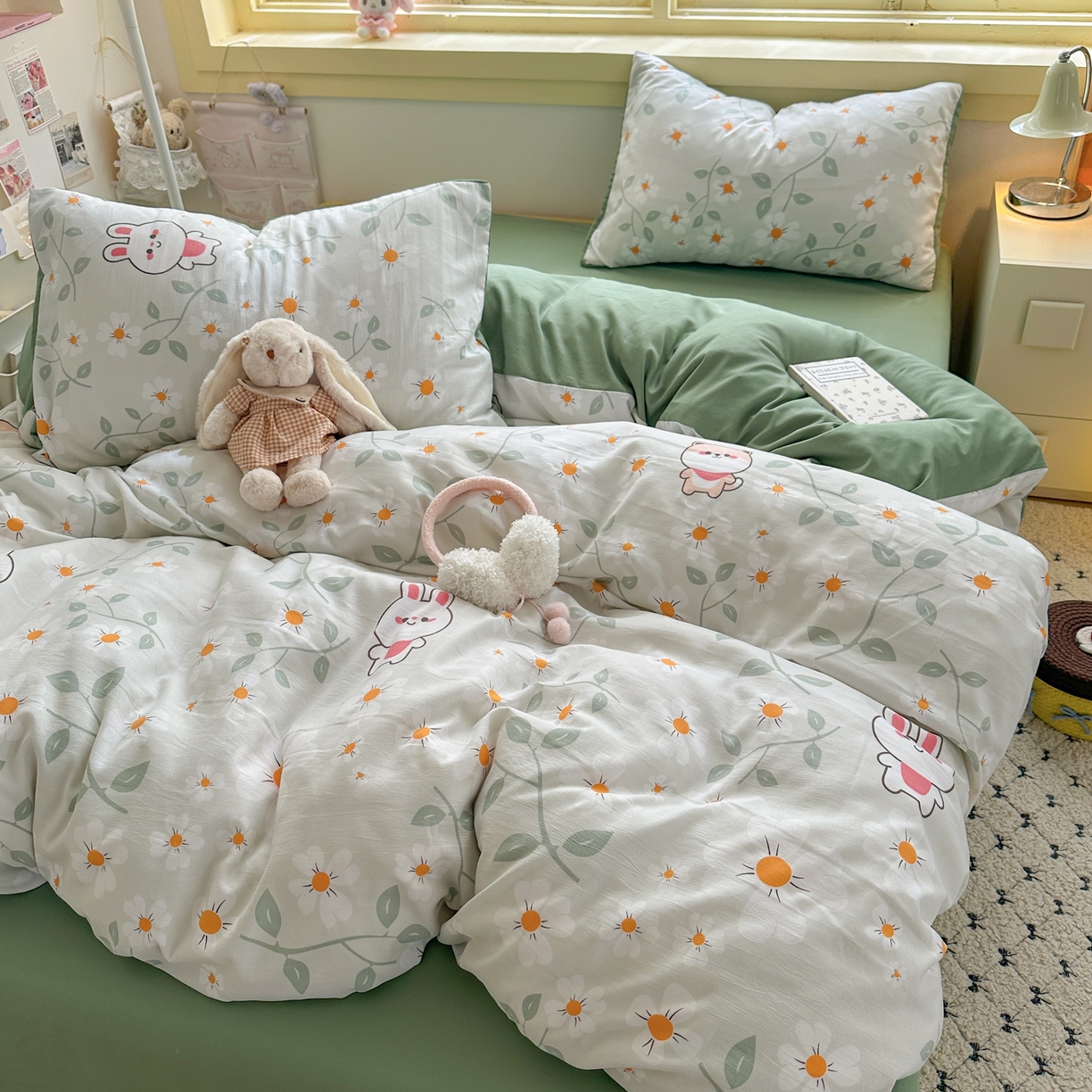 91家纺网 家纺一手货源 找家纺 曼璐家纺 2025新款碎花双拼水洗棉四件套学生宿舍三件套单双人被套和床笠款-床单床笠套件 趣味花园