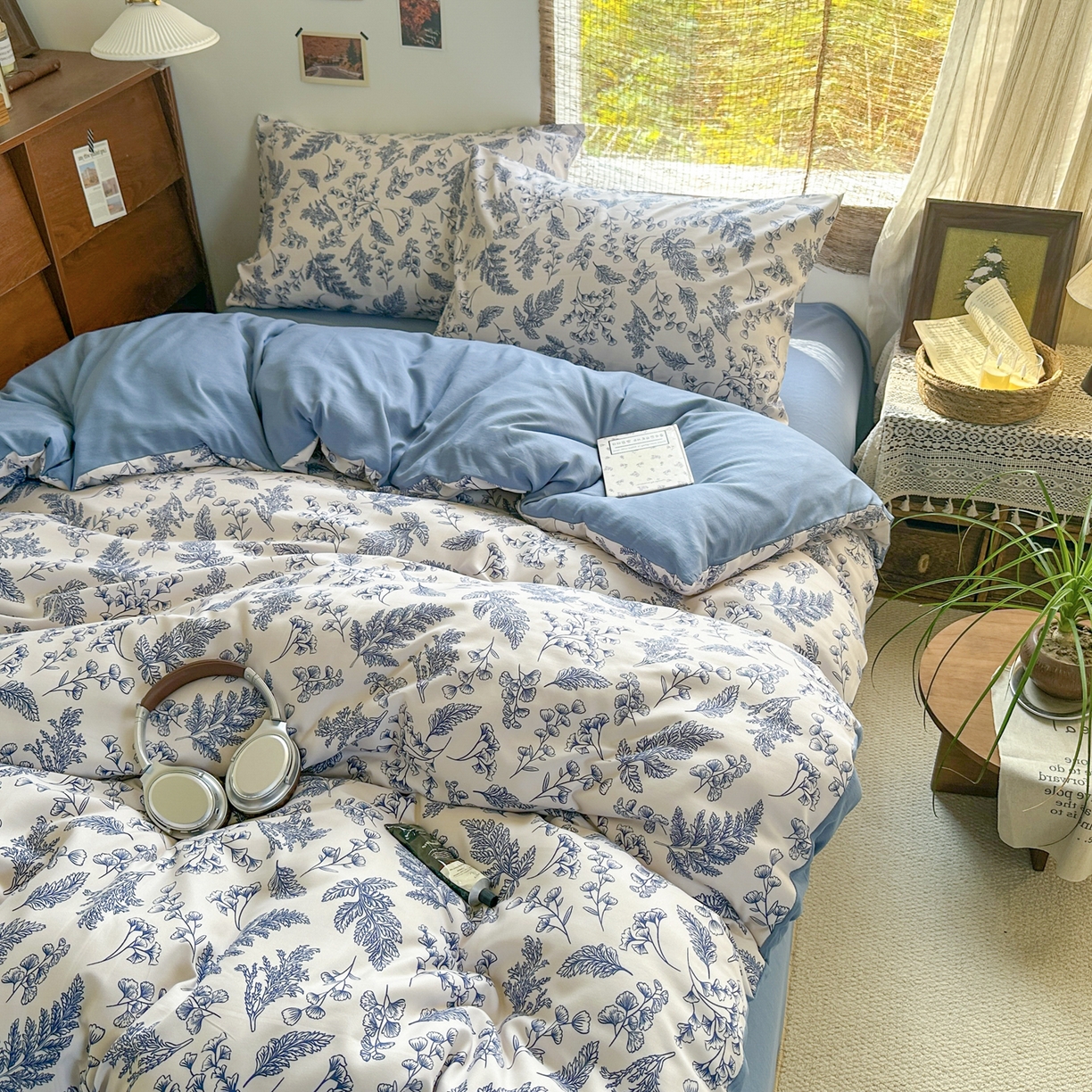 91家纺网 家纺一手货源 找家纺 曼璐家纺 2025新款碎花双拼水洗棉四件套学生宿舍三件套单双人被套和床笠款-床单床笠套件 深情-蓝