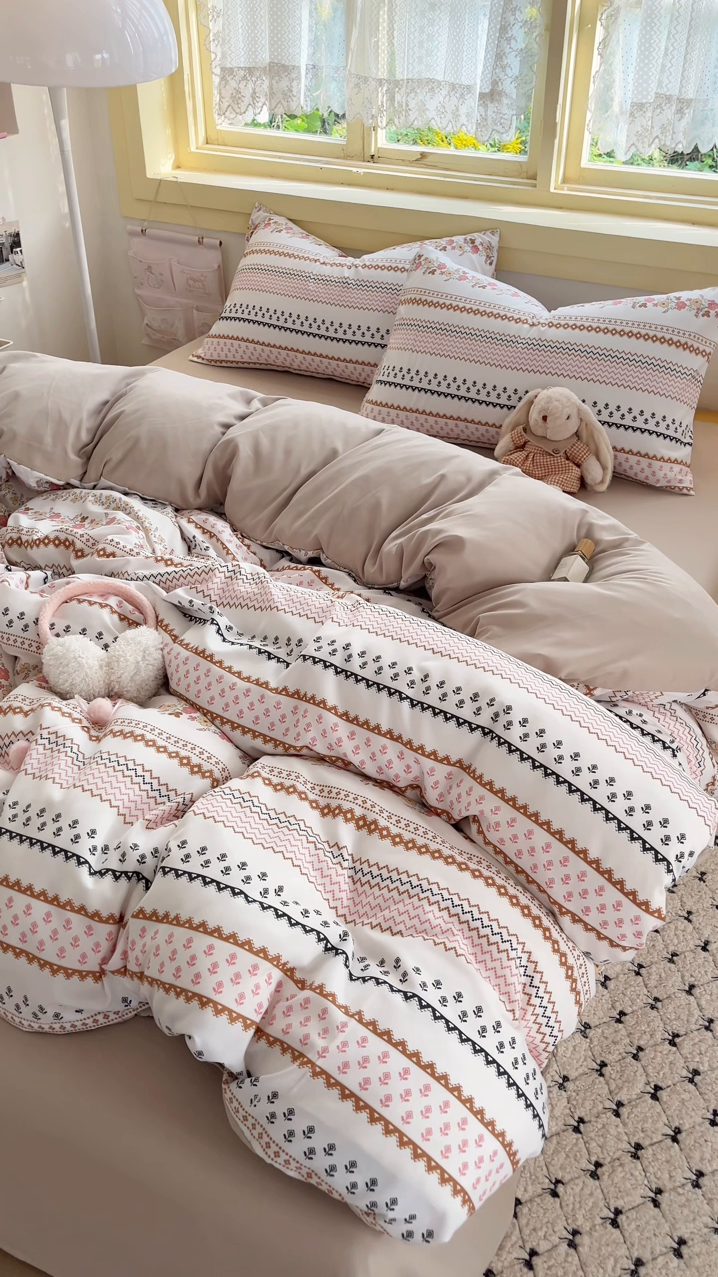 91家纺网 家纺一手货源 找家纺 曼璐家纺 2025新款碎花双拼水洗棉四件套学生宿舍三件套单双人被套和床笠款-床单床笠套件 逐梦